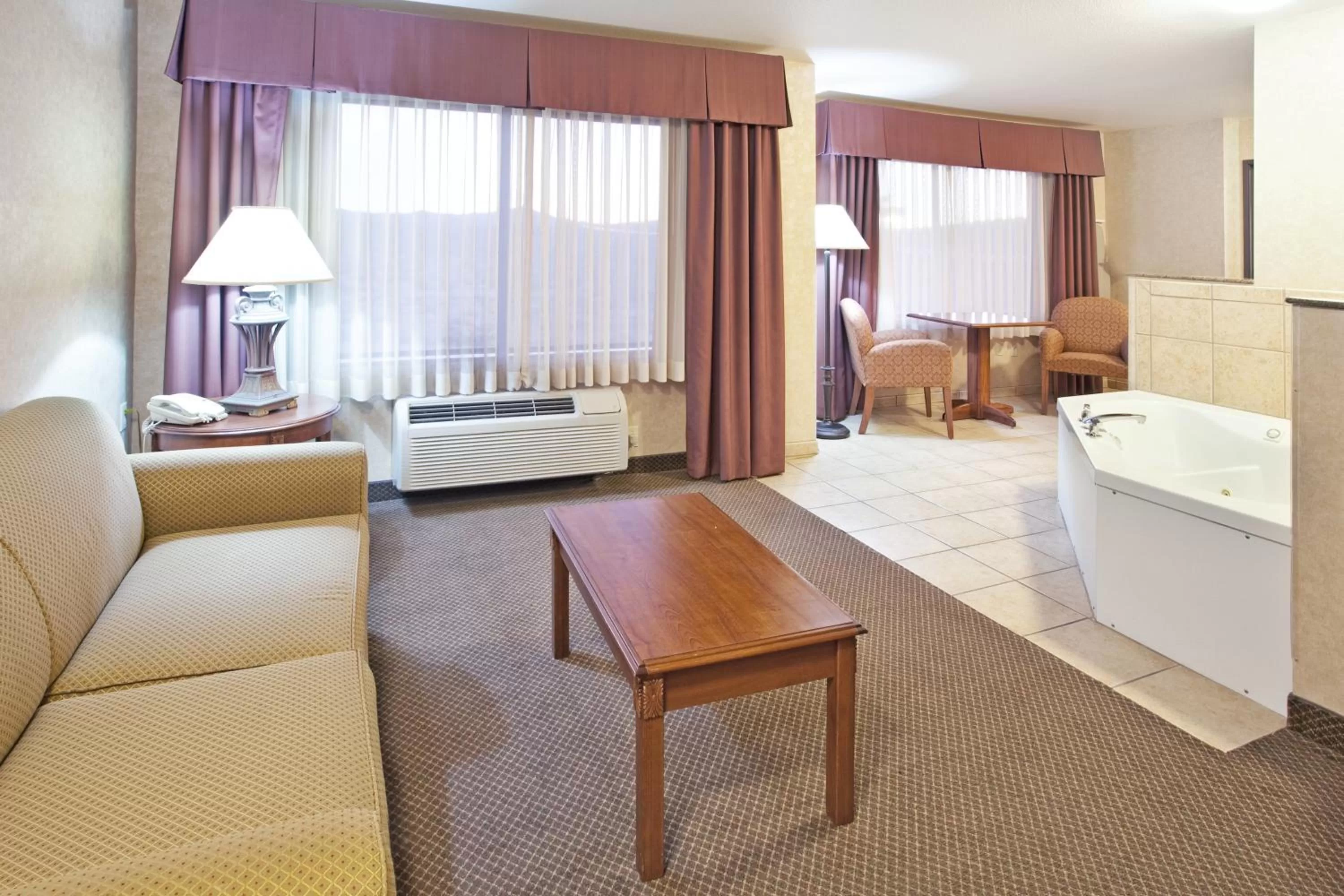 Holiday Inn Express Hotel & Suites Barstow by IHG