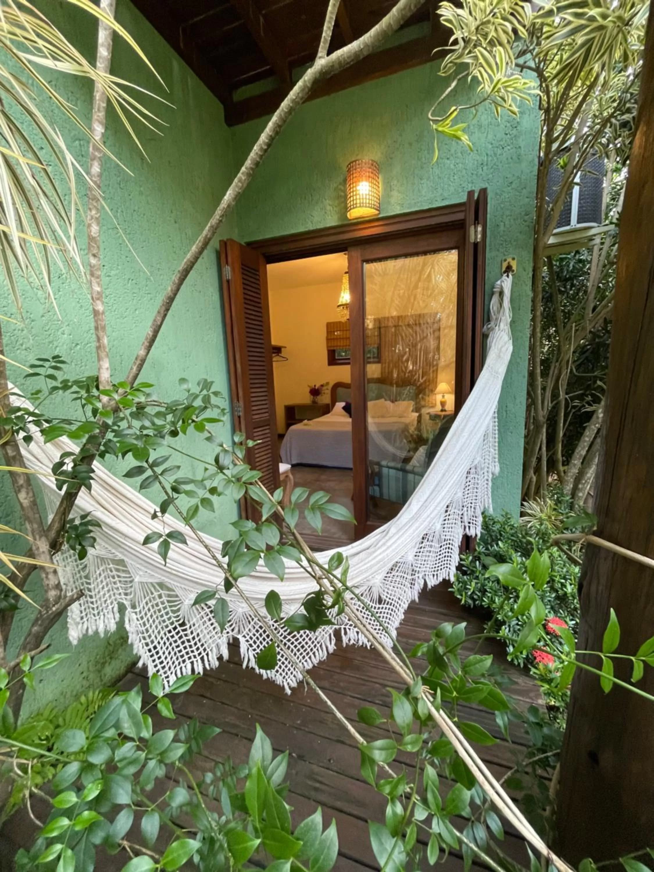 Patio, Bed in Pousada Santarina