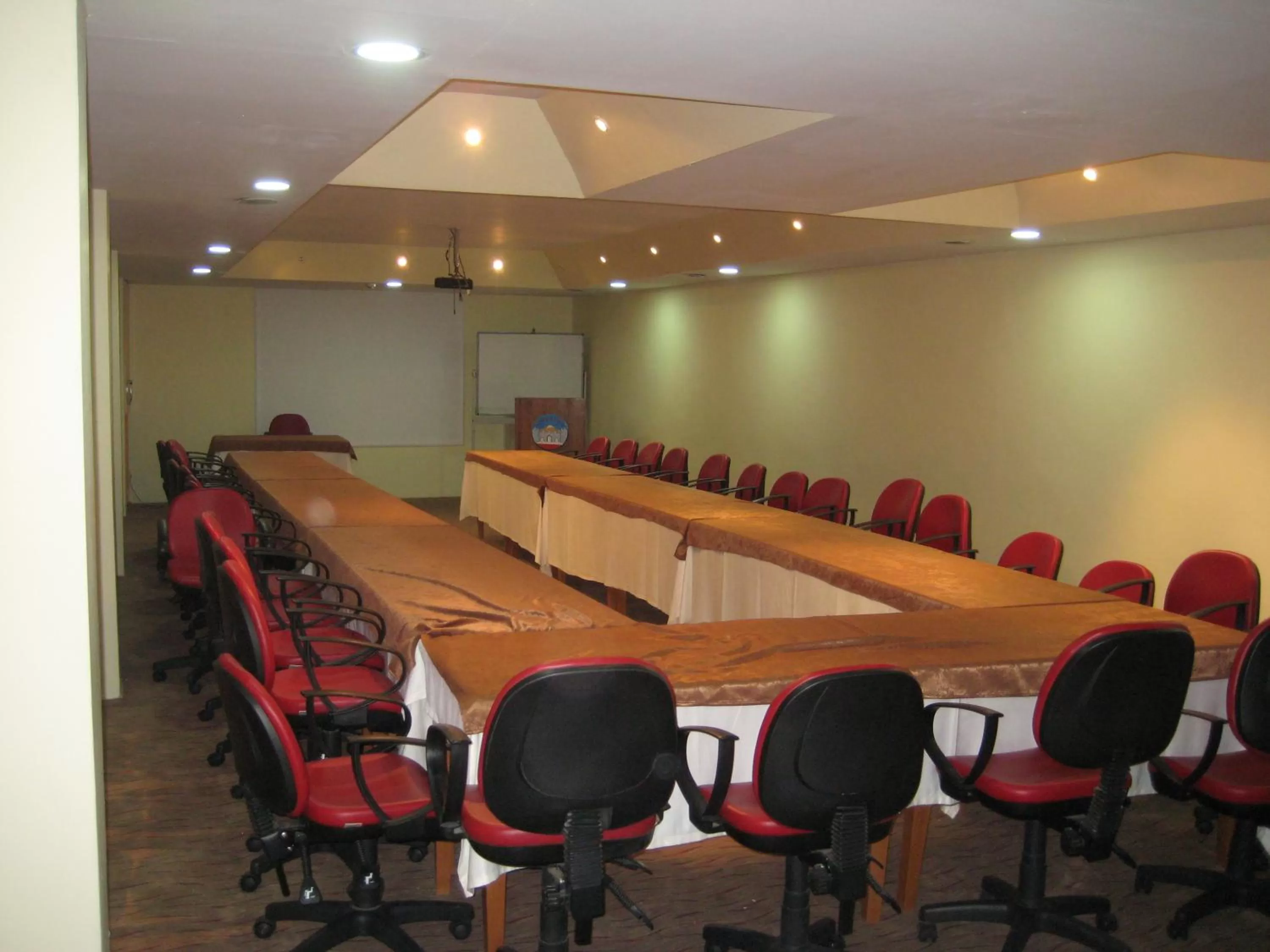 Meeting/conference room in Miroglu Hotel
