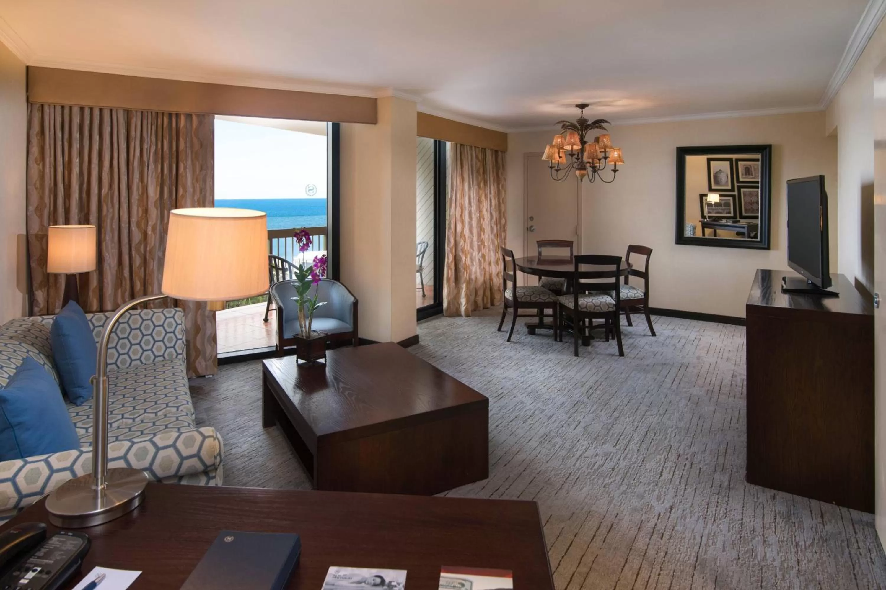 Living room in Sheraton Santo Domingo