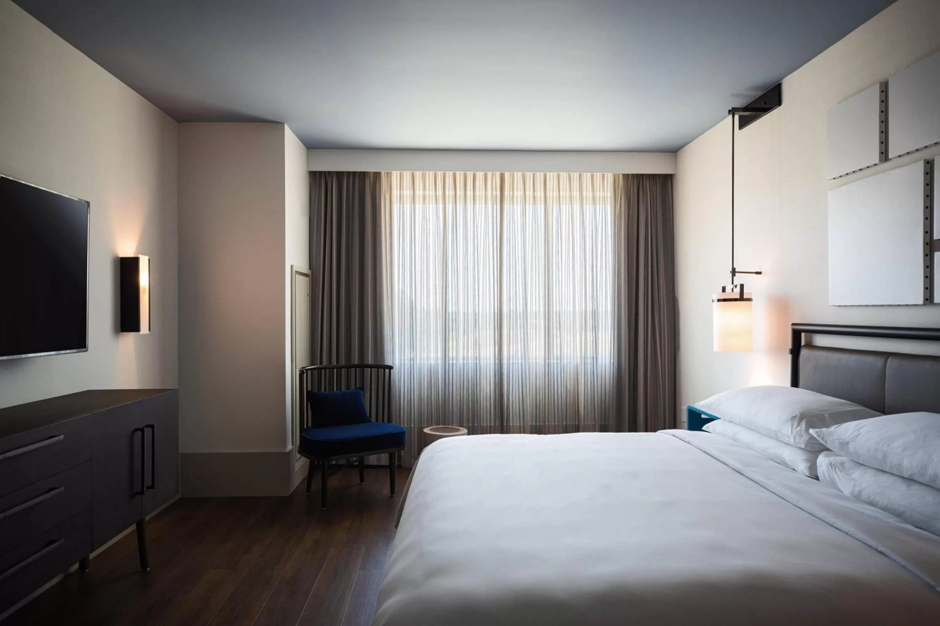 Bedroom, Bed in Renaissance Columbus Westerville-Polaris Hotel