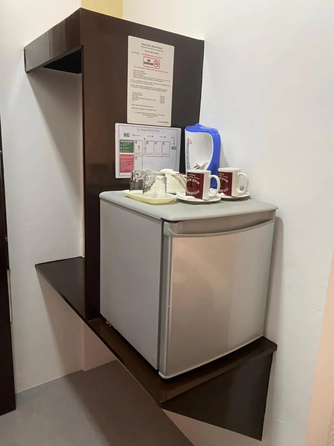 oven in Papa Freds Beach Resort