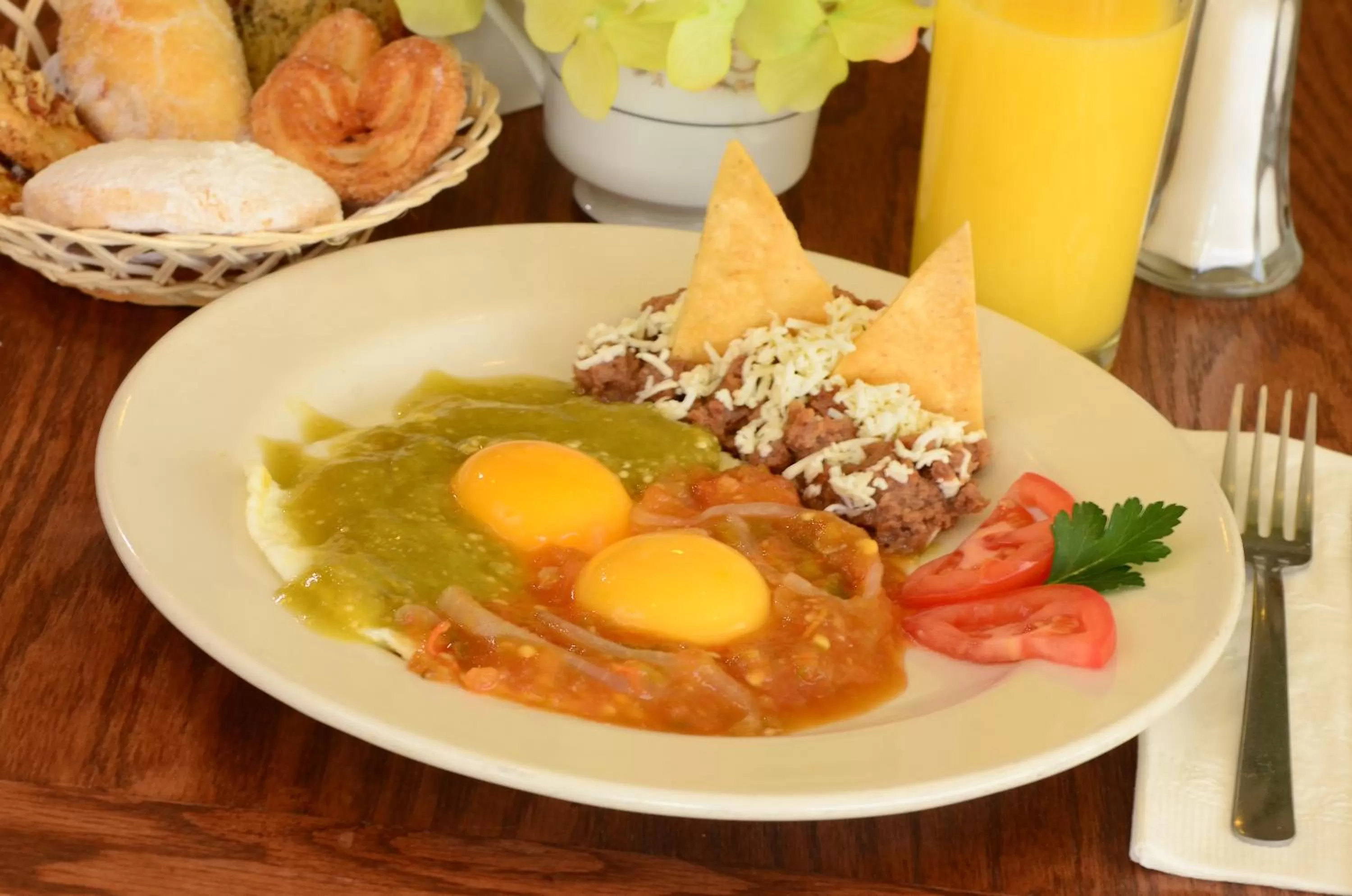 Breakfast in Fresno Galerias