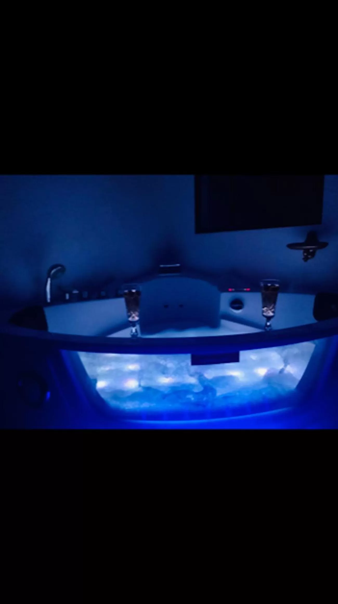 Hot Tub in villa santa rita