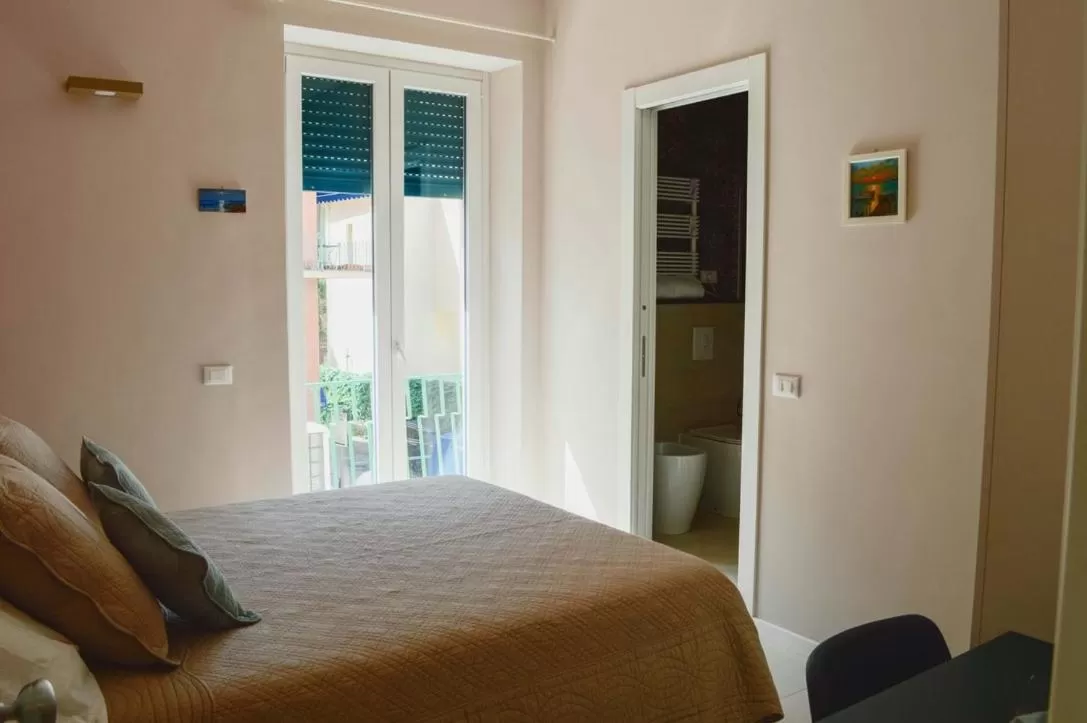 Bedroom, Bed in B&B Lerici Al Mare