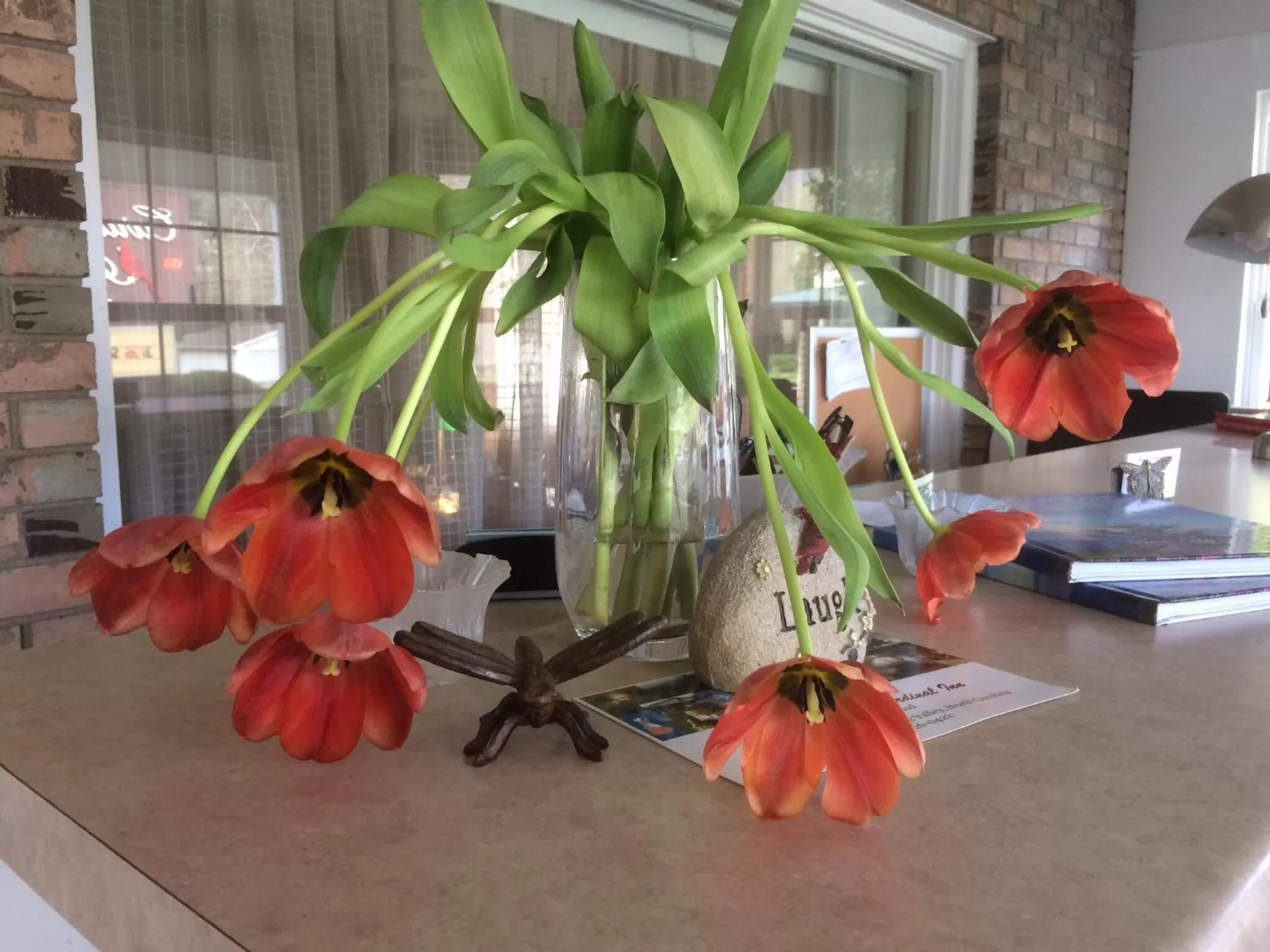 Decorative detail in Cardinal Inn