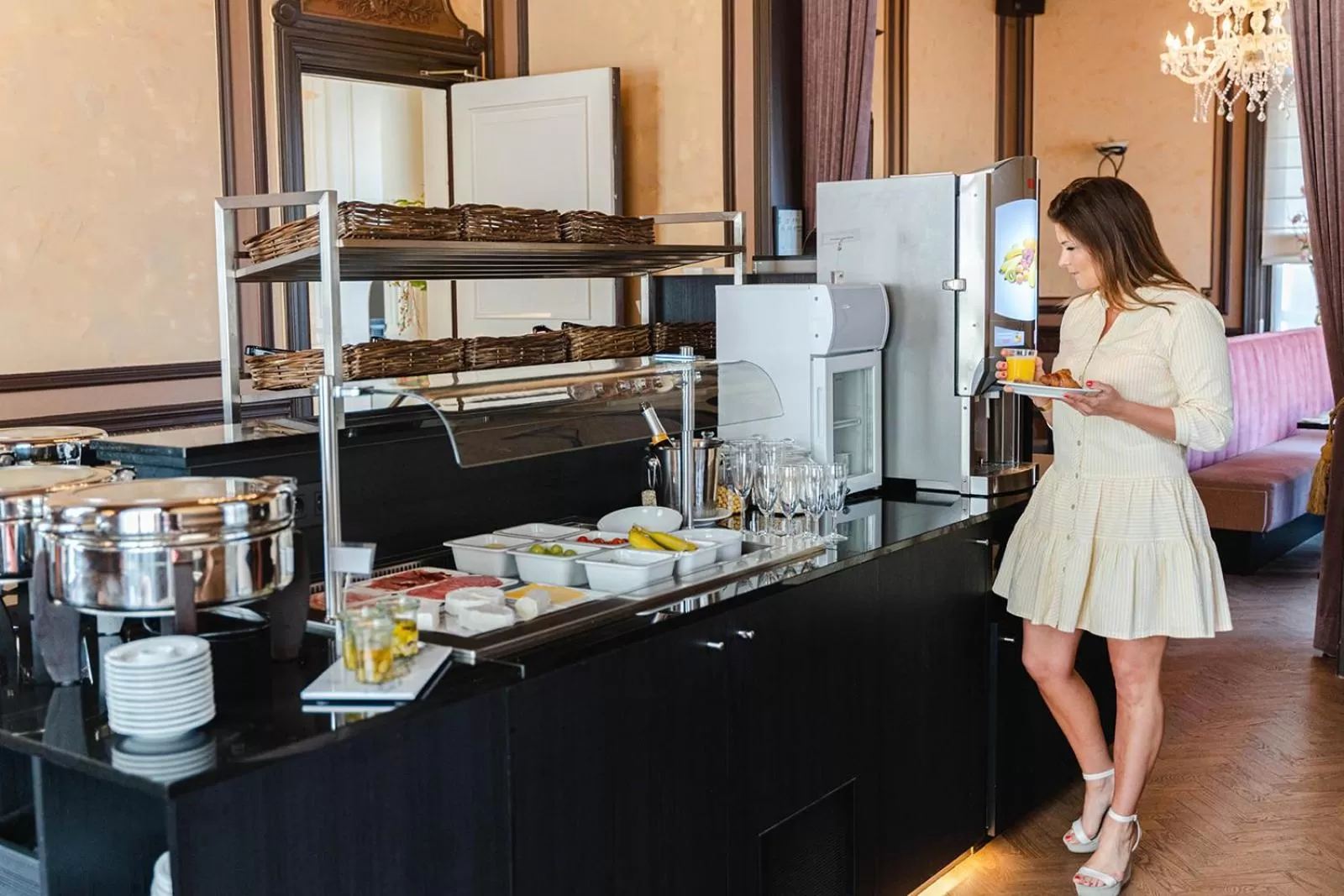 Buffet breakfast in Golden Tree Hotel