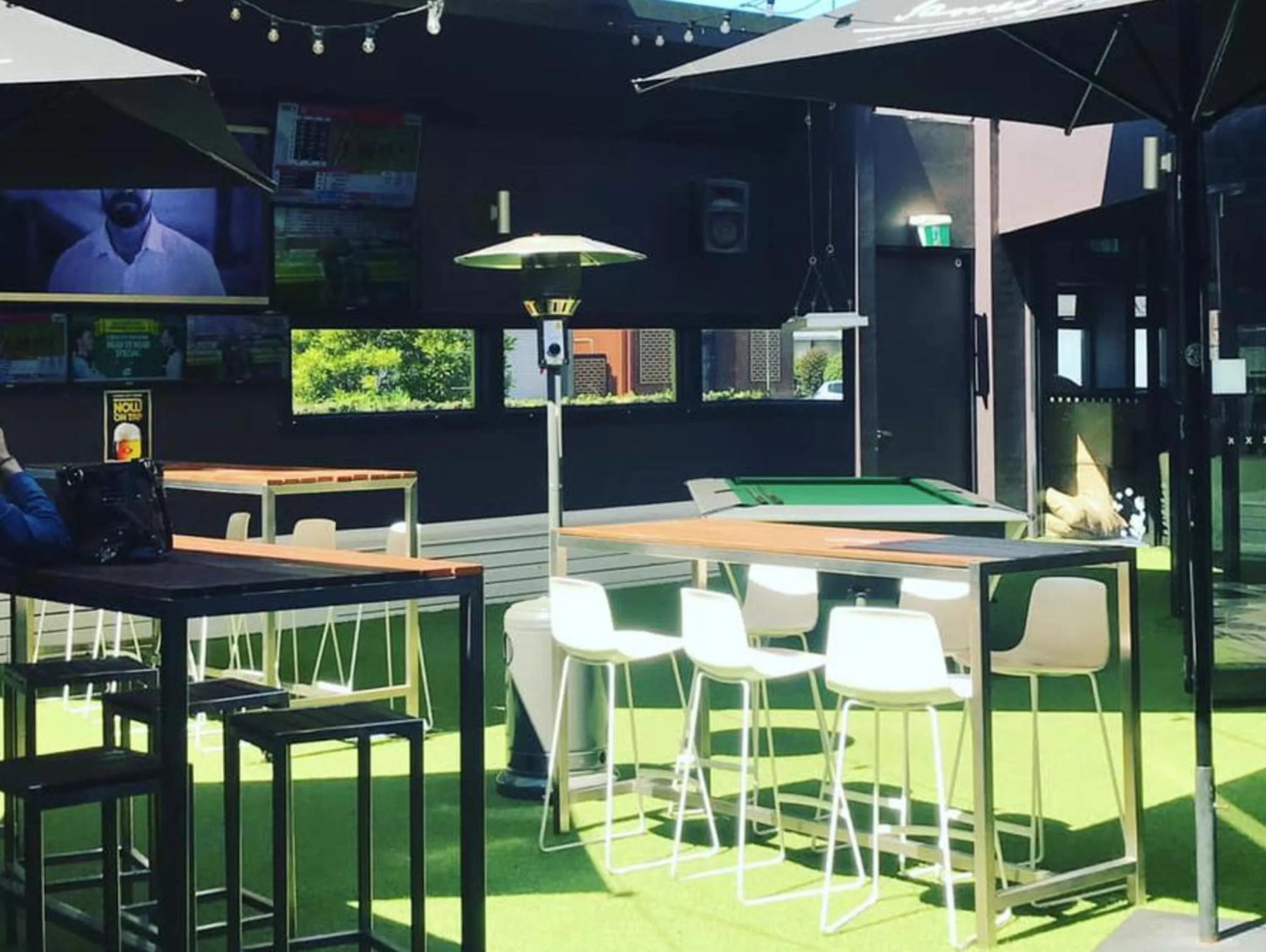 Lounge or bar in The Premier Hotel Broadmeadow