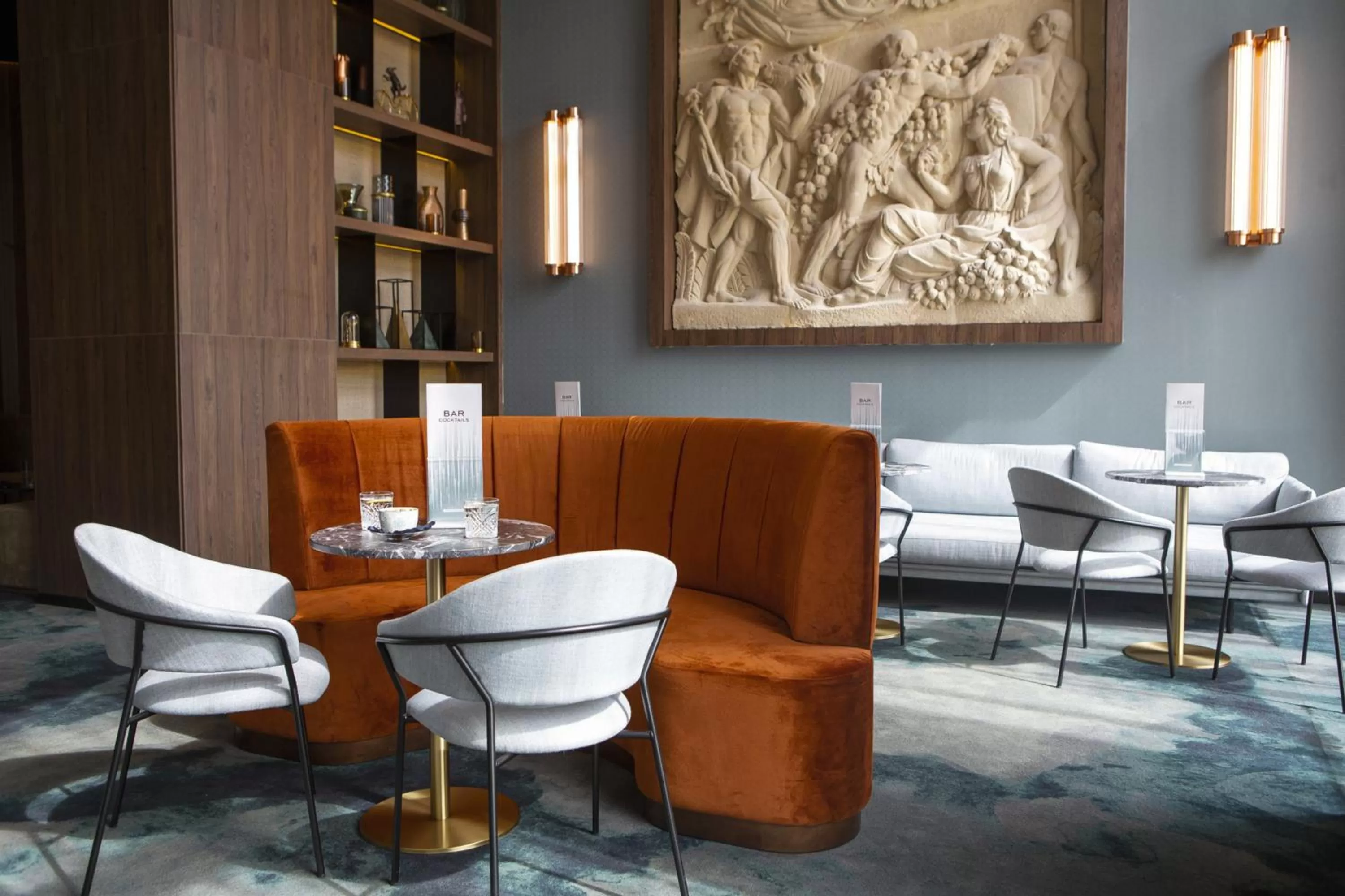 Lounge or bar in Riu Plaza España