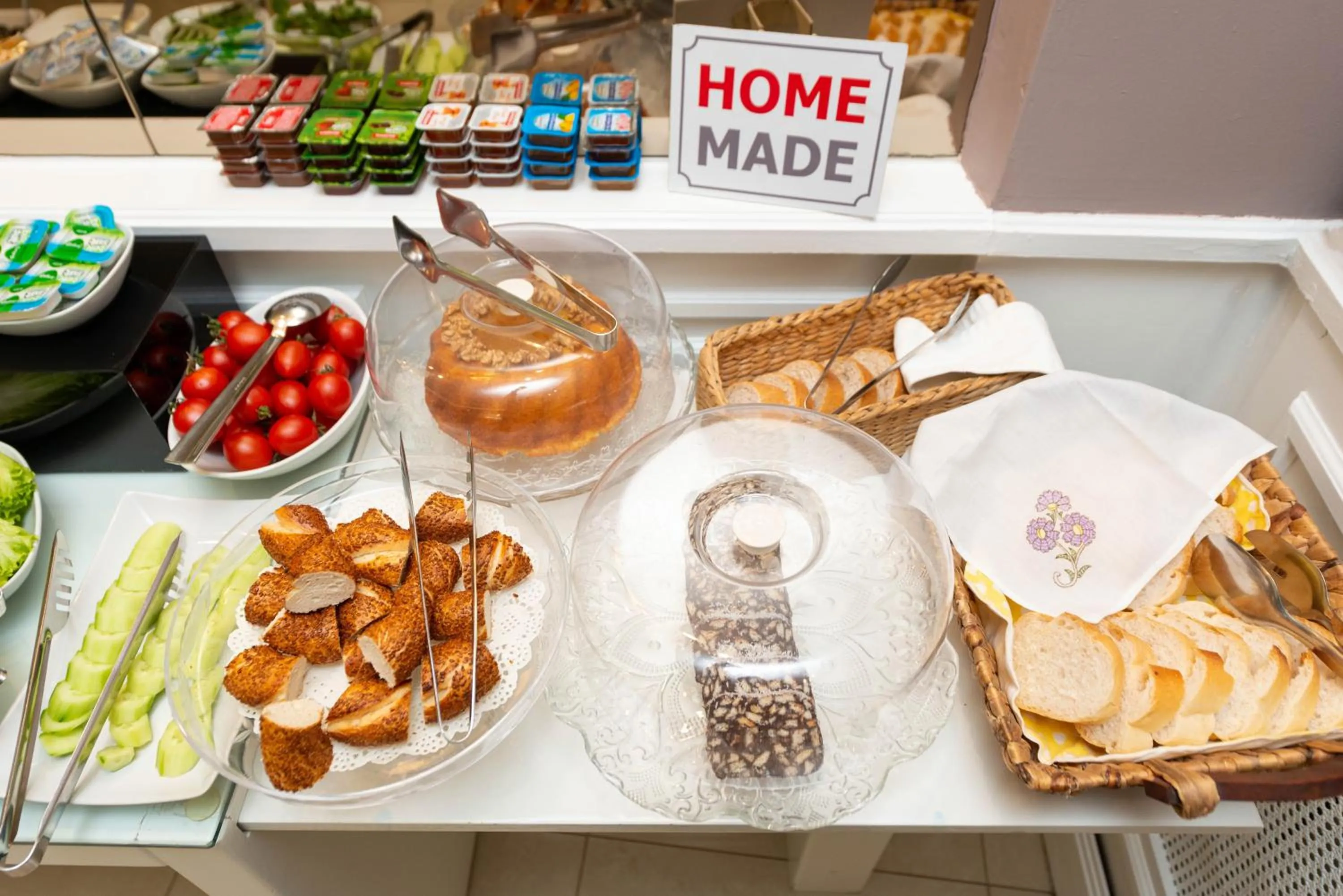 Buffet breakfast in Mr. Bird Hotel