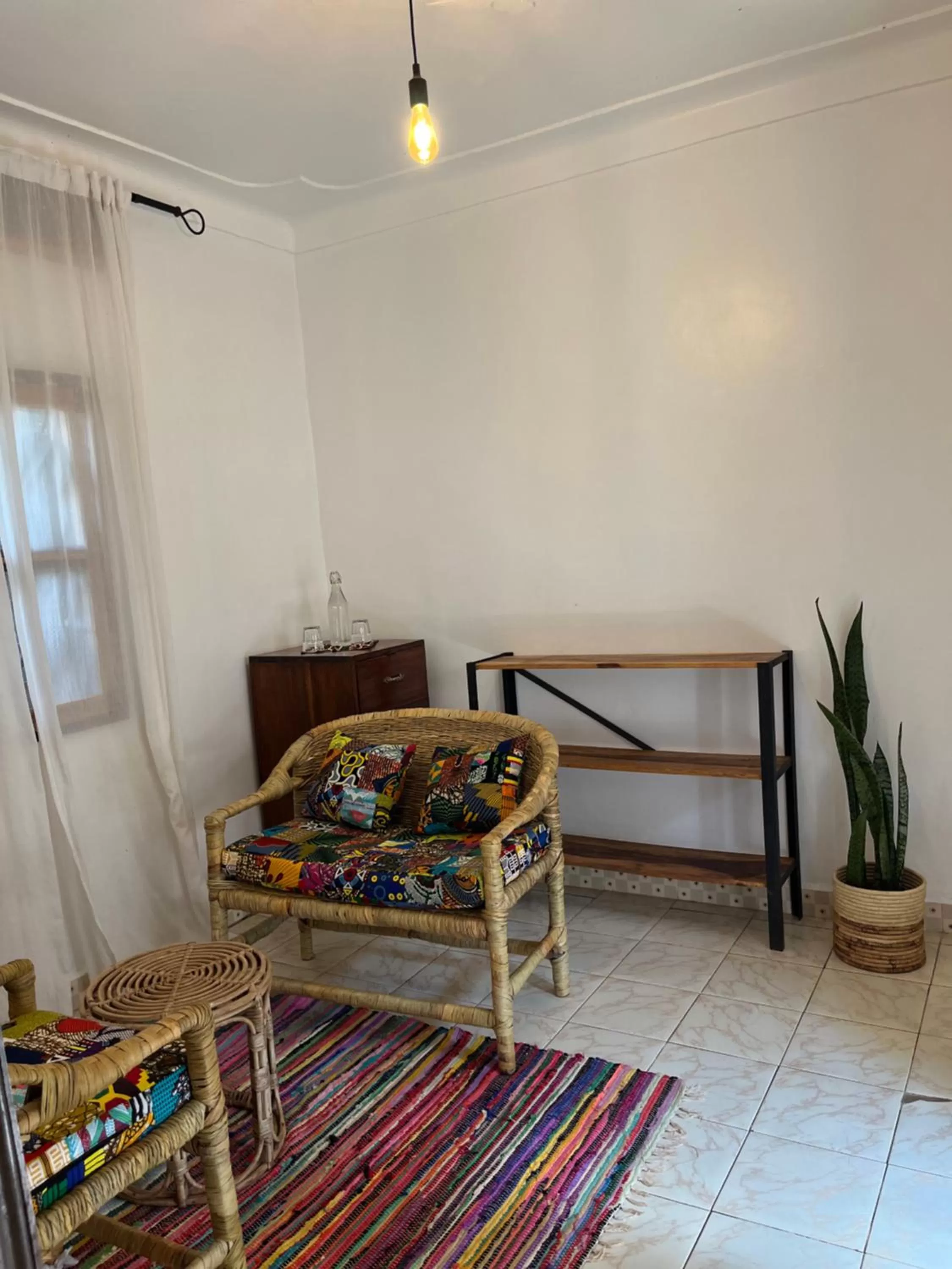 Seating area, Bed in 30 Wilson