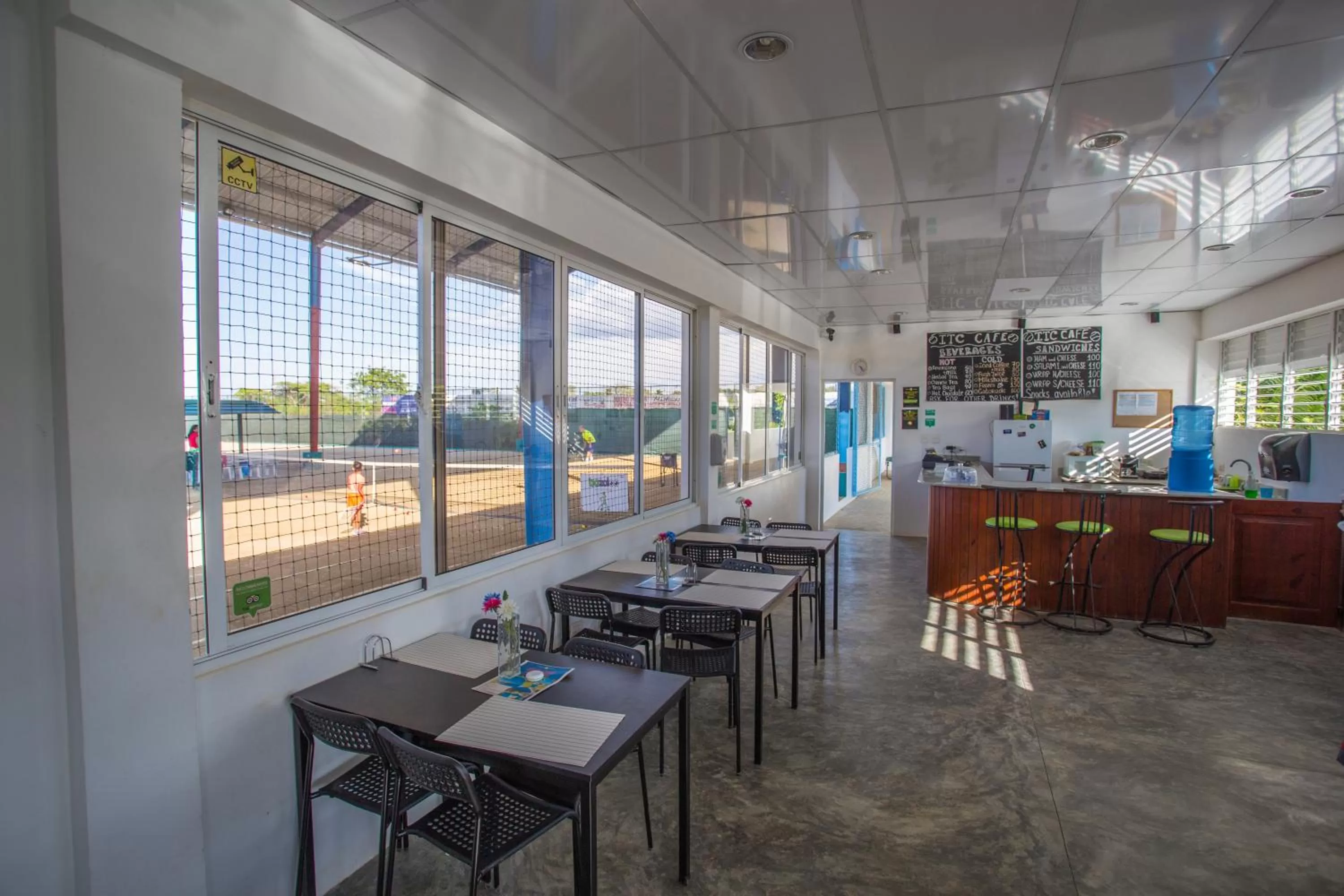 Lounge or bar, Restaurant/Places to Eat in Ocean Village Deluxe Resort & Spa