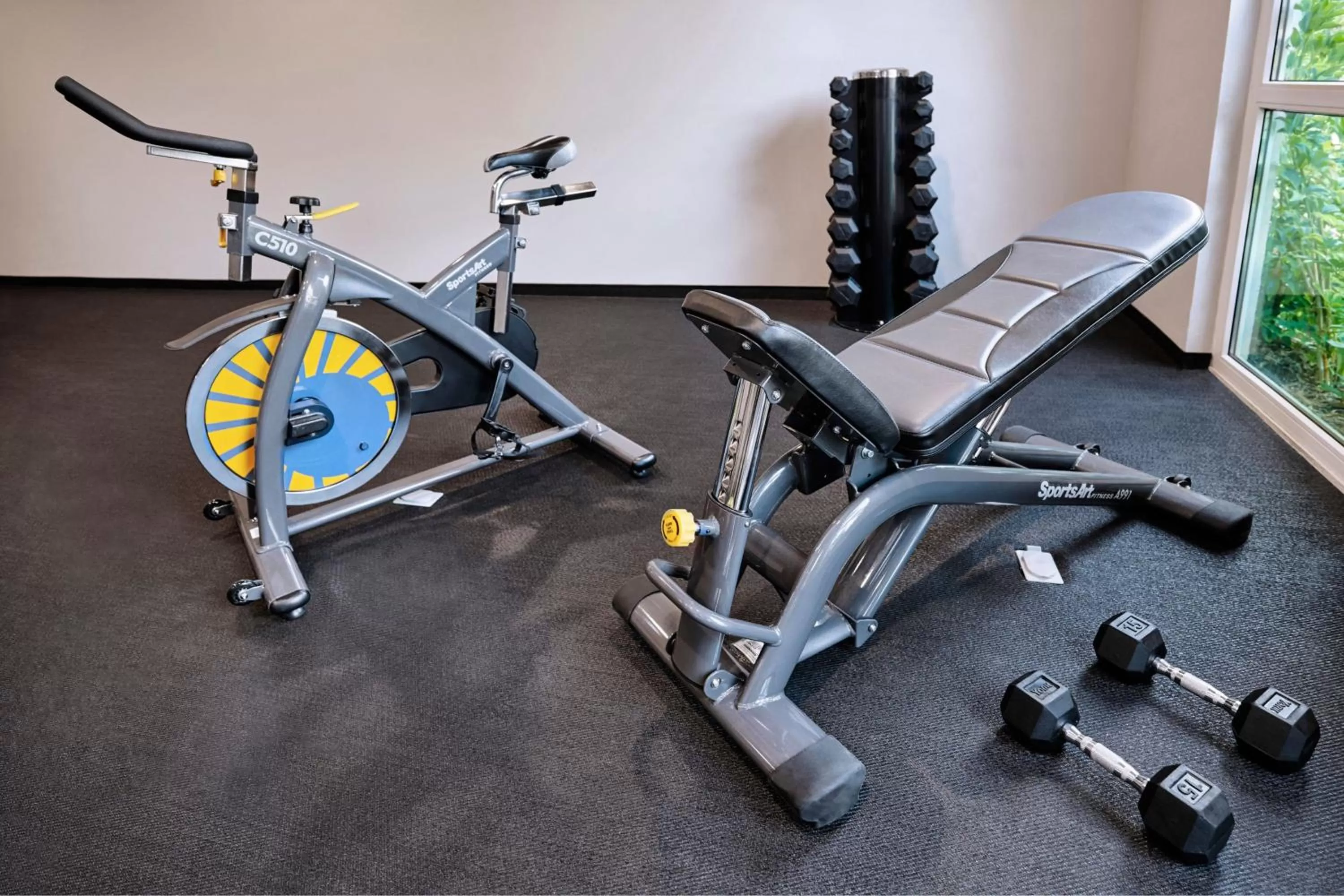 Fitness centre/facilities in City Express Suites by Marriott Playa del Carmen