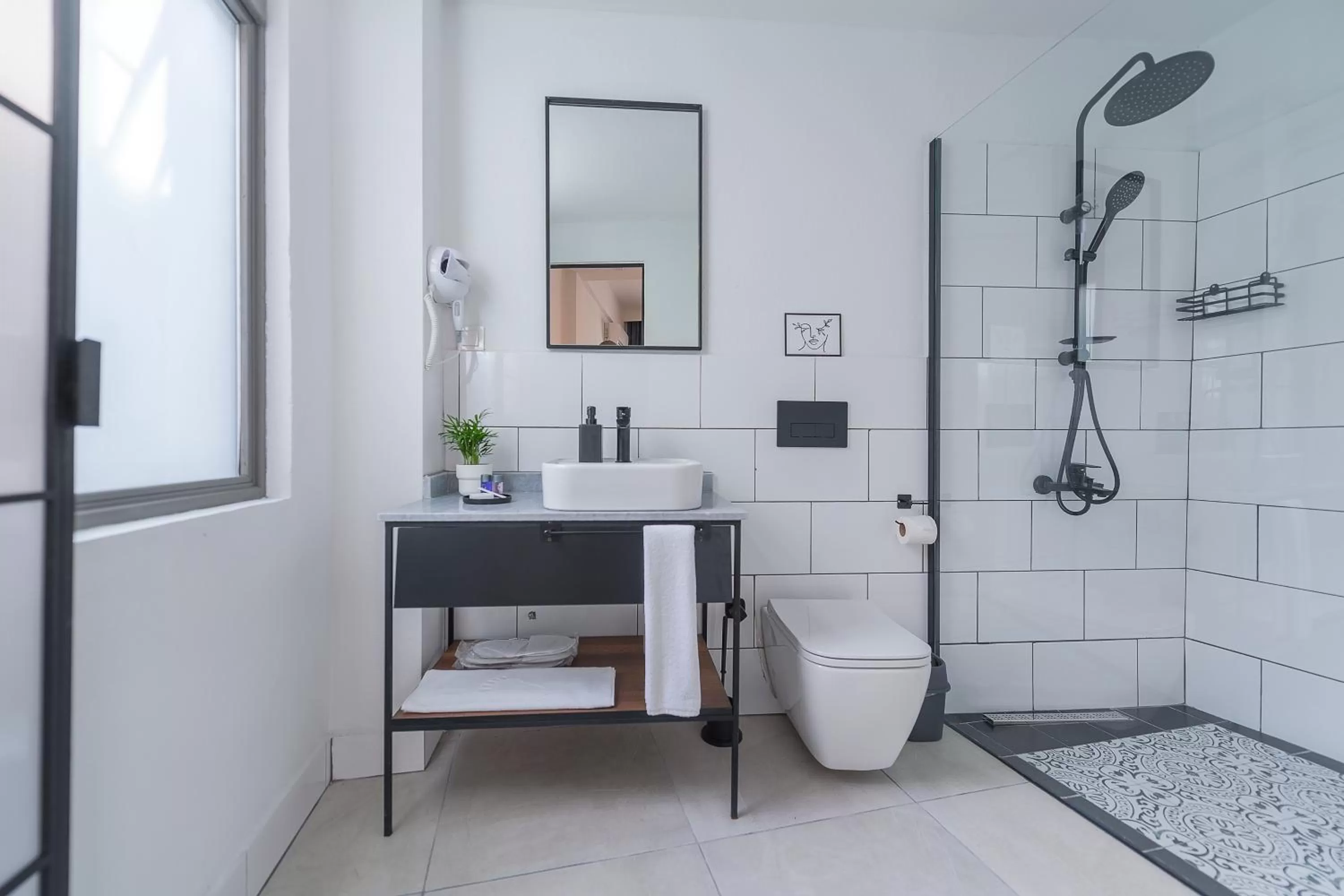 Bathroom in The Easy Rooms Terrace