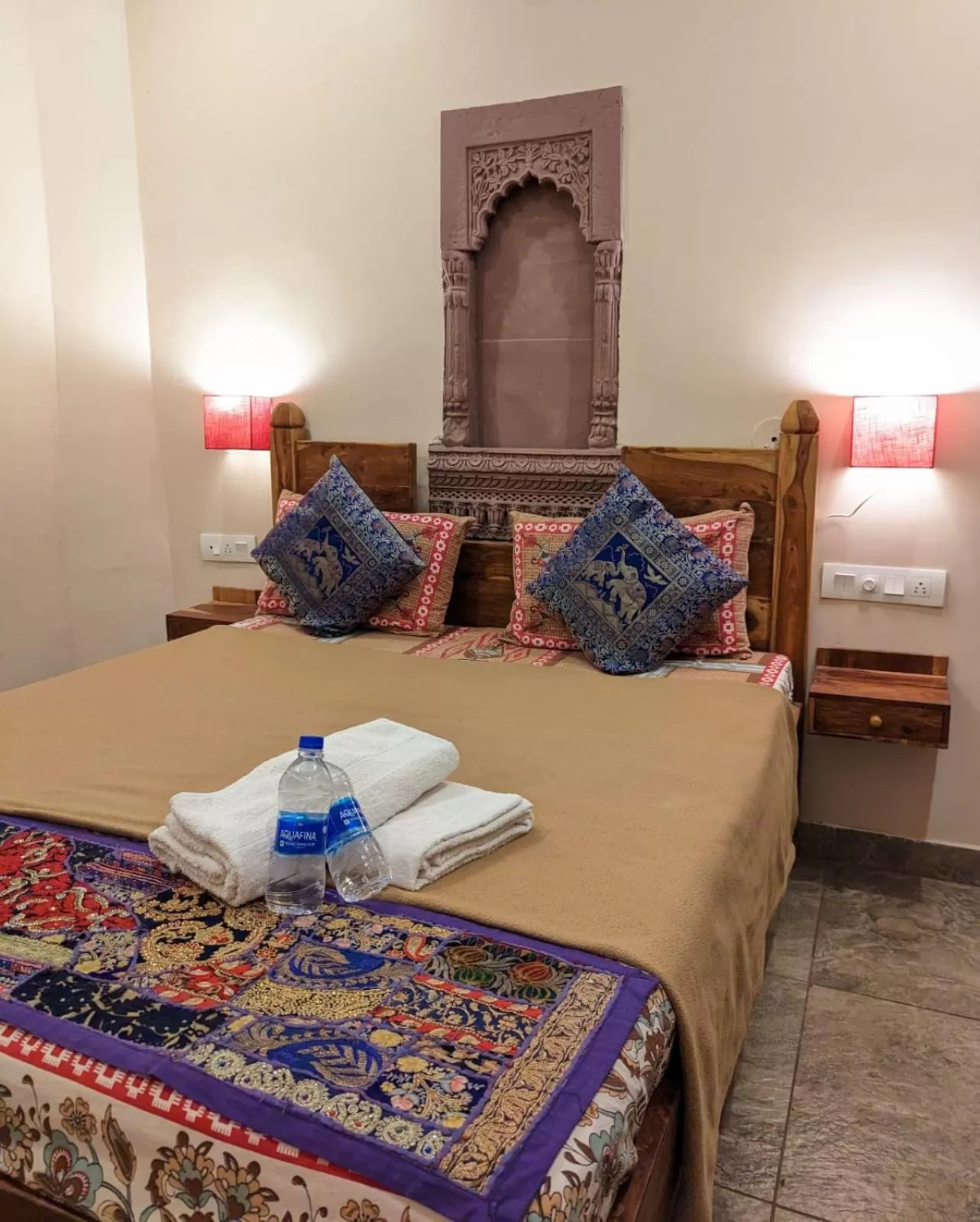 Bed in Corsican Haveli