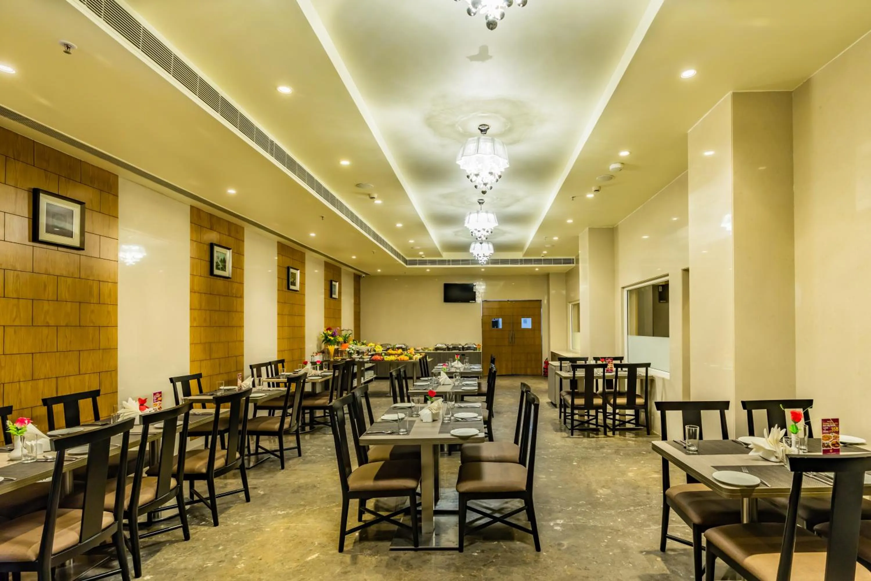 Breakfast in Quality Inn Ramachandra