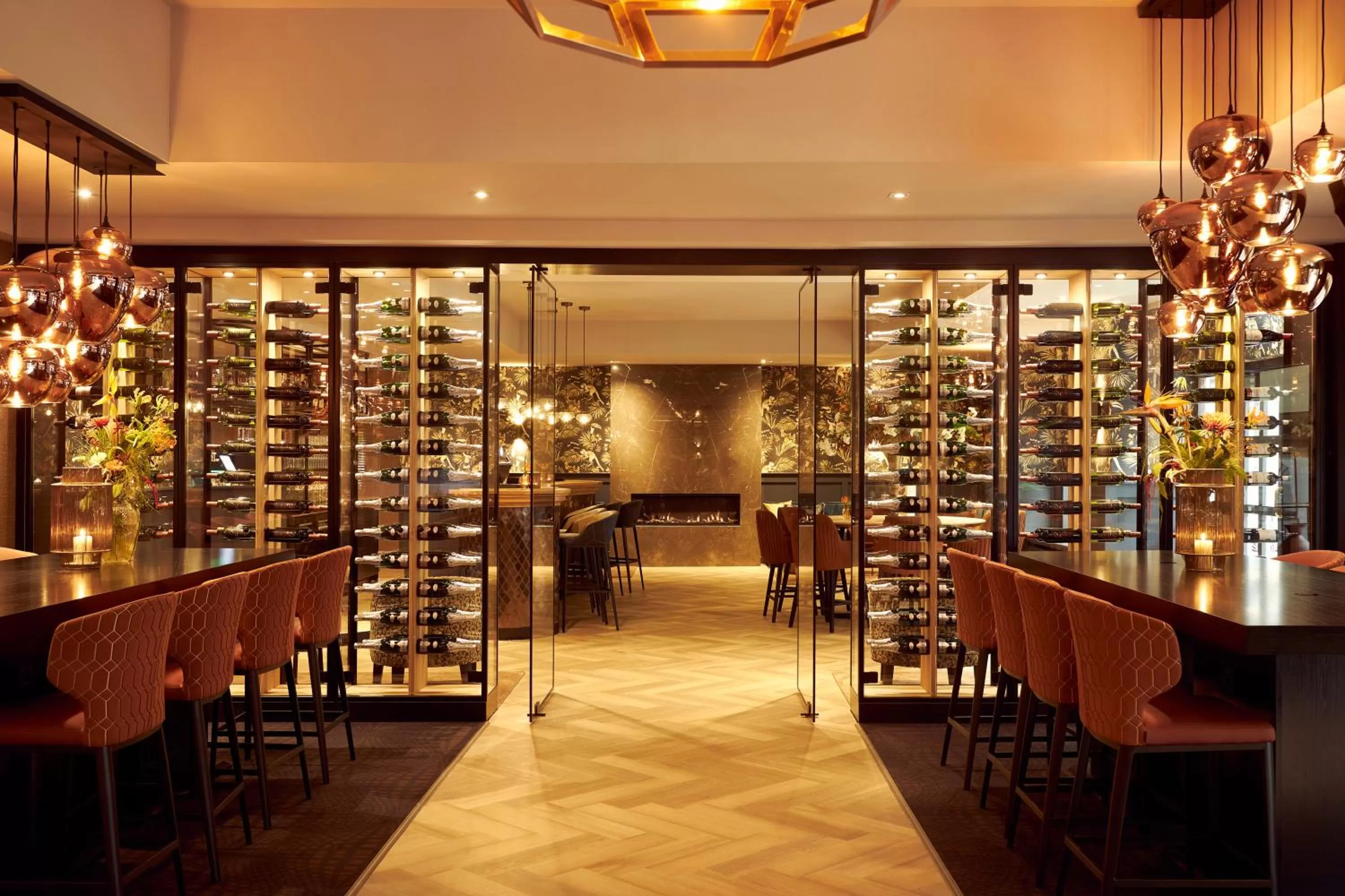 Lounge or bar in Van der Valk Hotel Groningen Zuidbroek