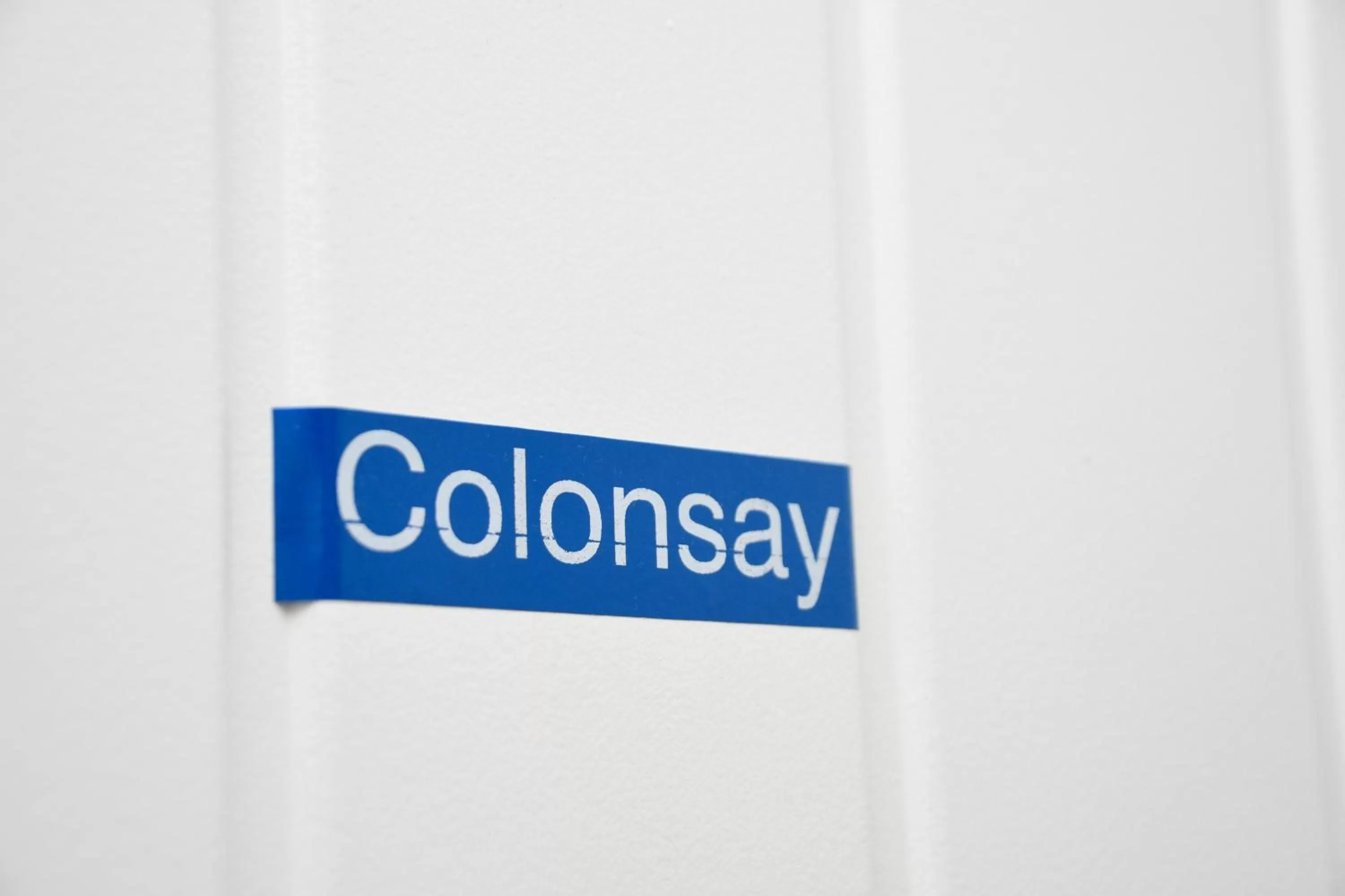 Text overlay in Fairhaven, Oban Town Centre