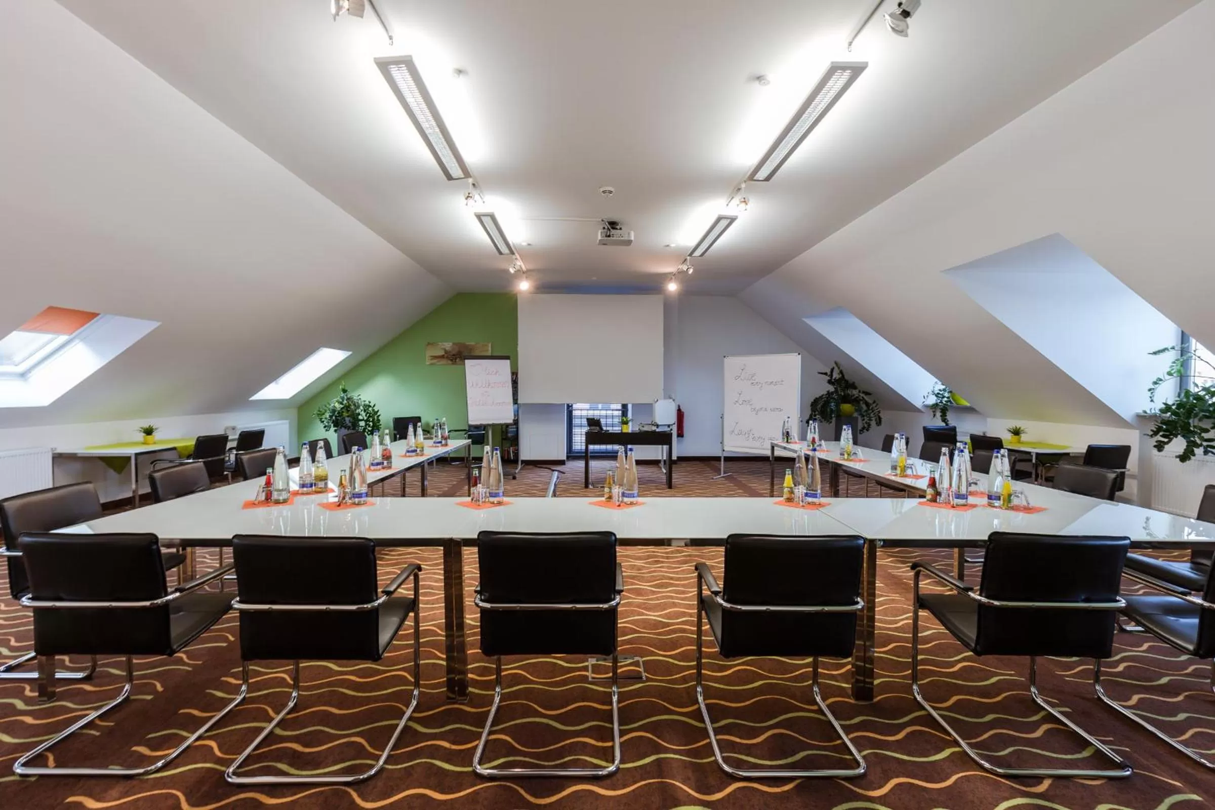 Banquet/Function facilities in Hotel Arooma