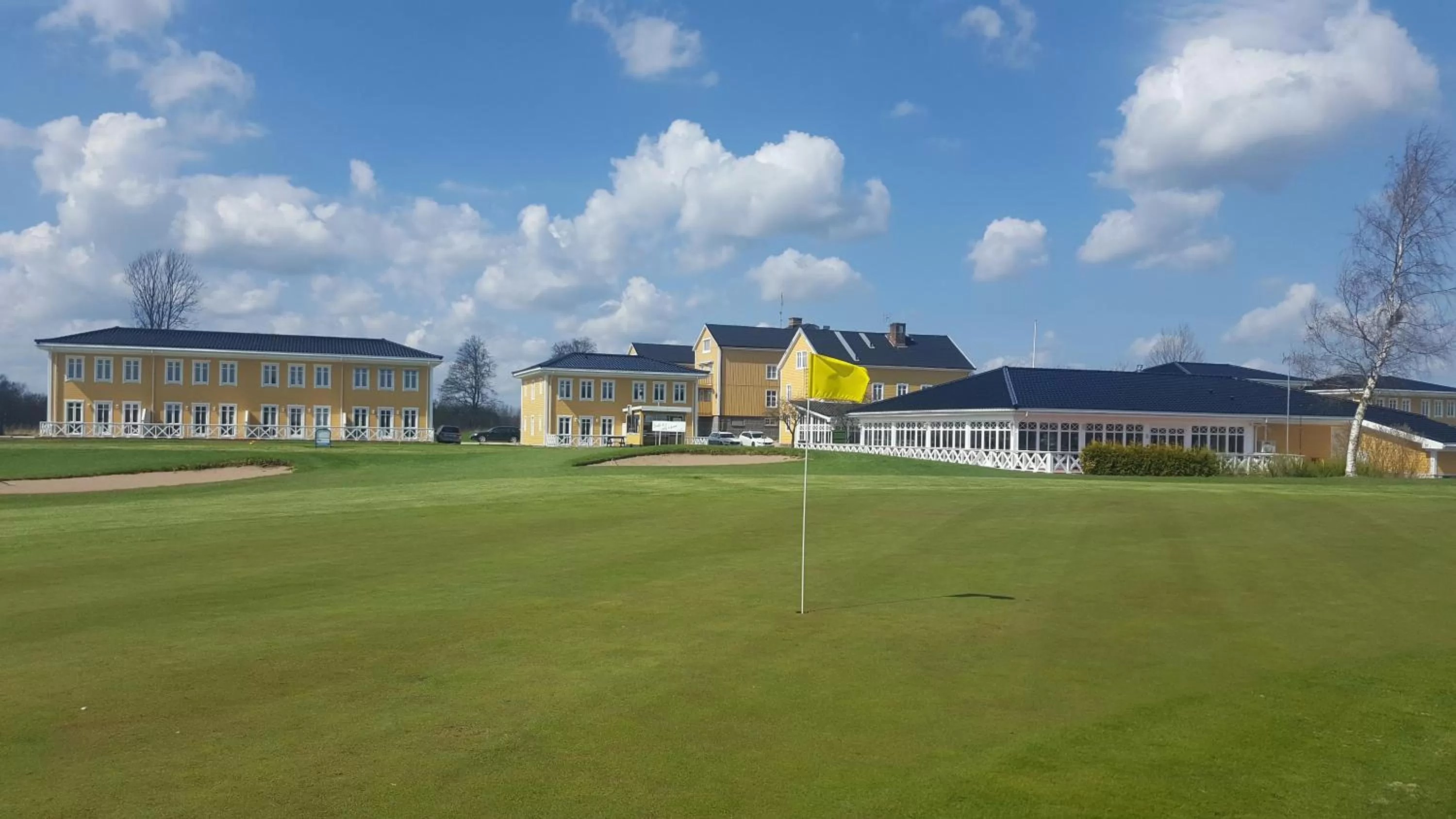 Property building in Melleruds Golfklubb Bed & Breakfast