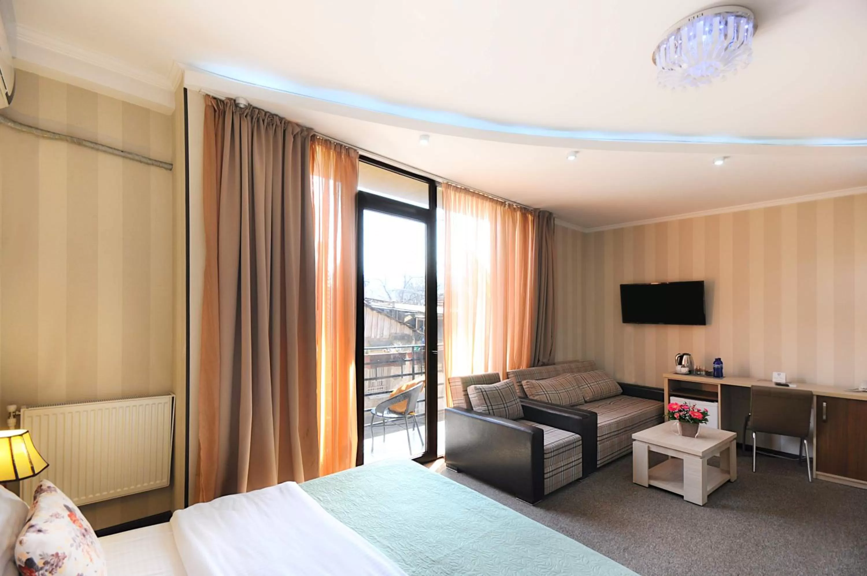 Seating area, Bed in Light House Old City