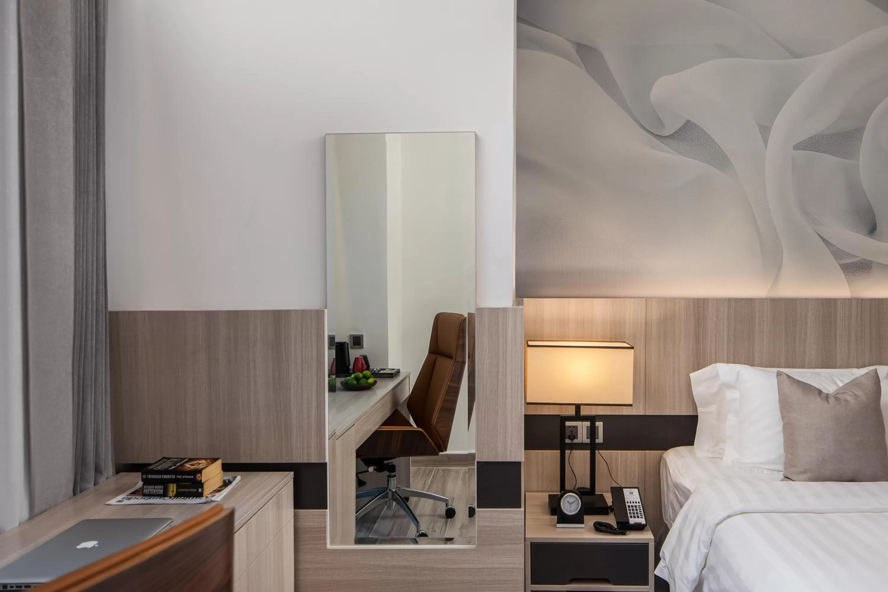 Bed in Sensory Park Urban Hotel