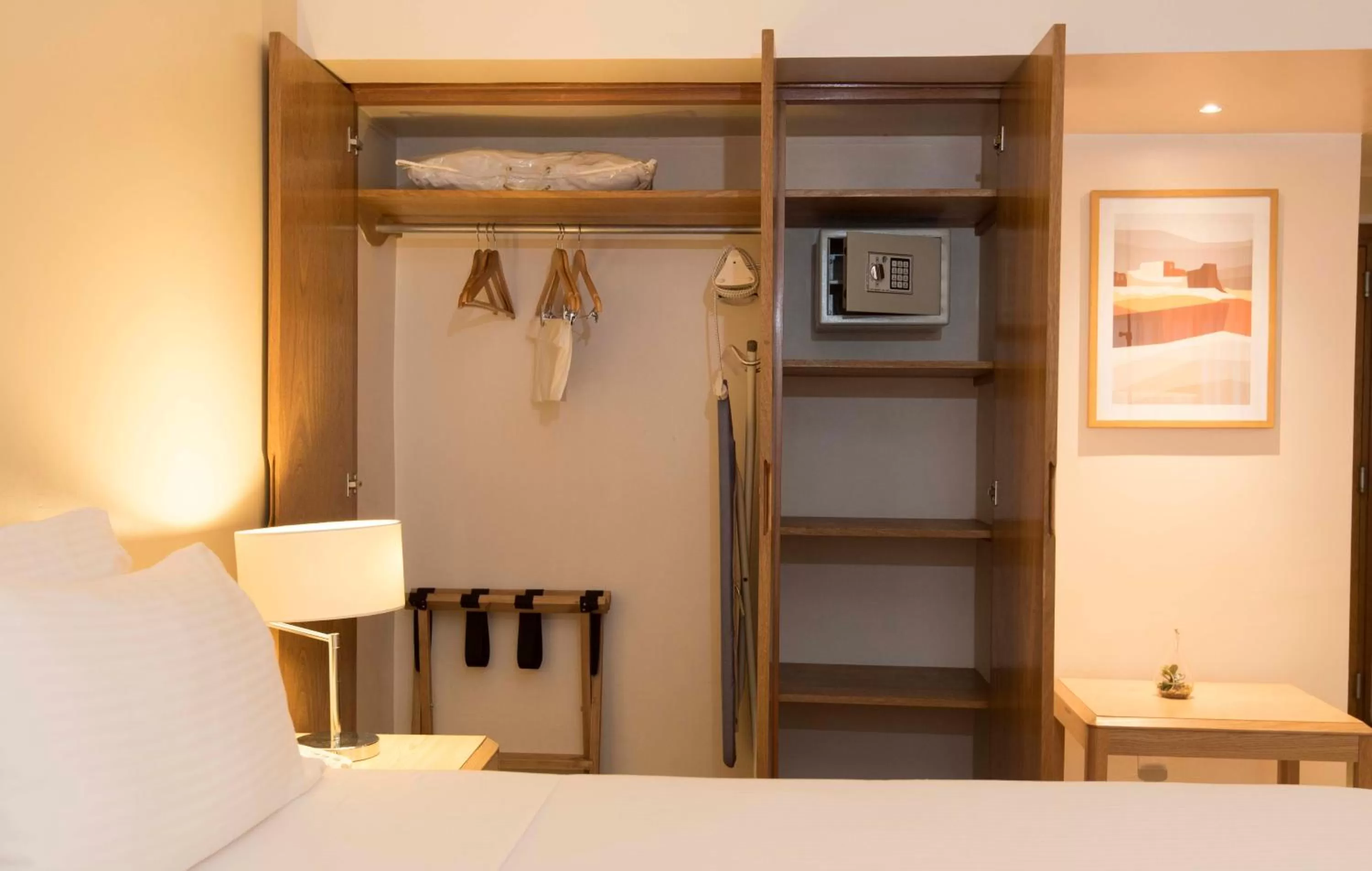 Photo of the whole room in Holiday Inn Montevideo by IHG