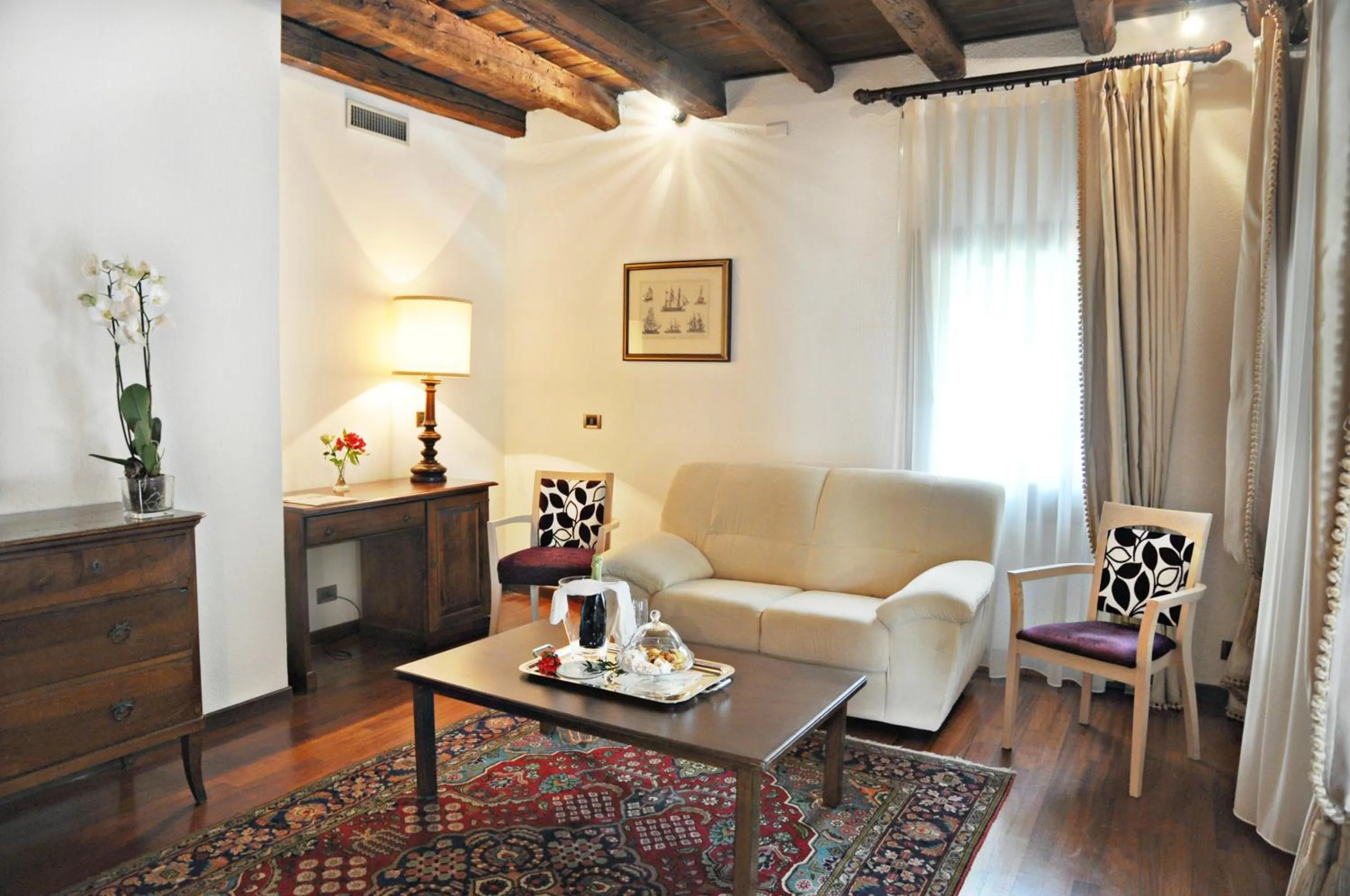 Suite with Garden View in Hotel Villa Condulmer