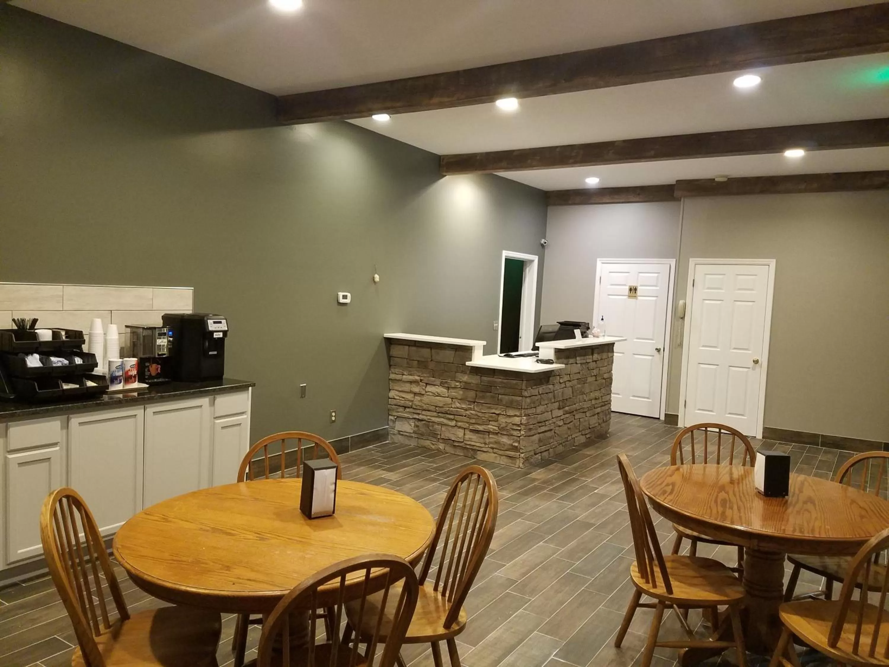 Lobby or reception in Meriwether Country Inn