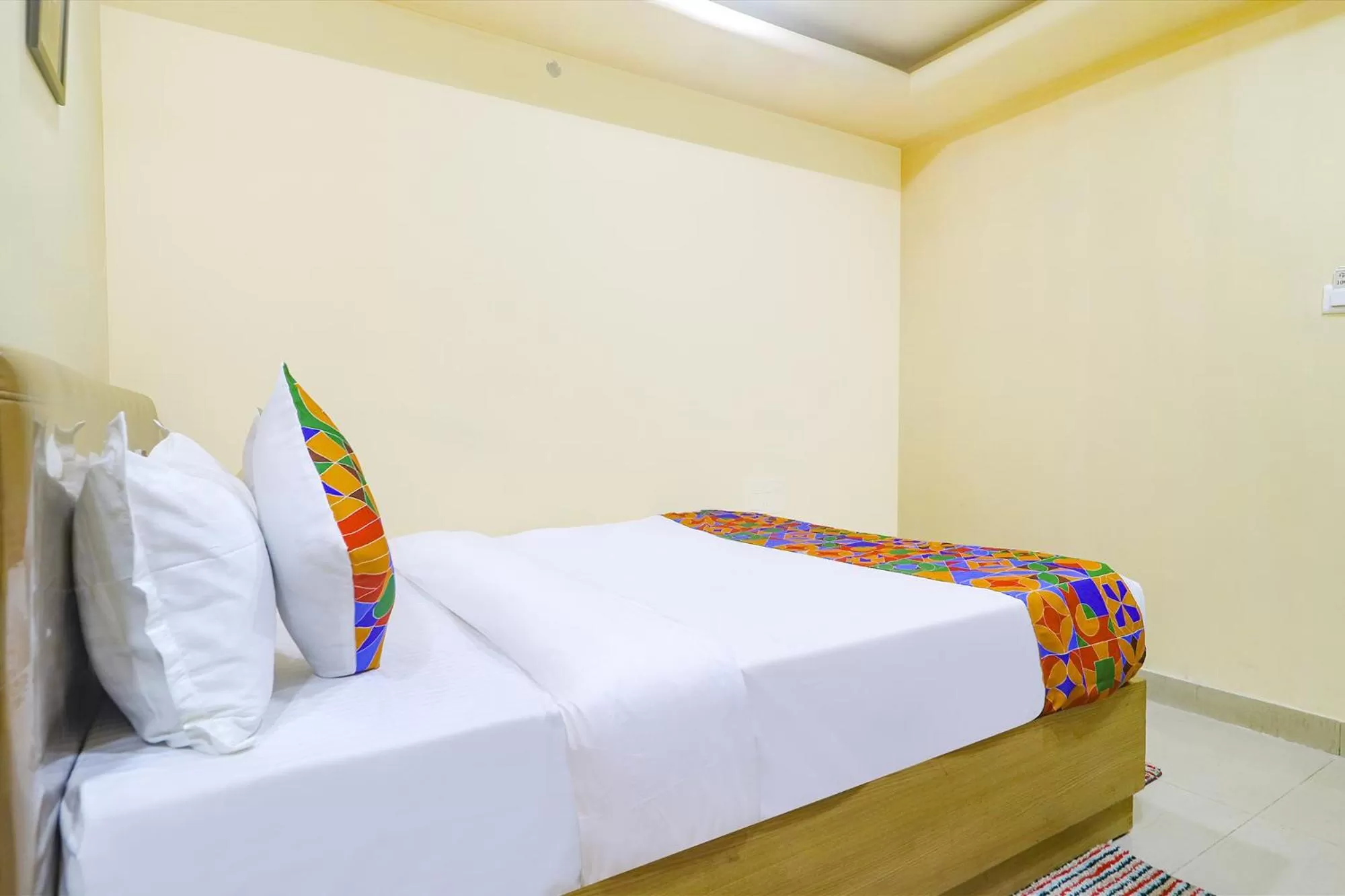 Photo of the whole room, Bed in FabHotel Fortune Grand - Nr Lakdikapul Metro Station