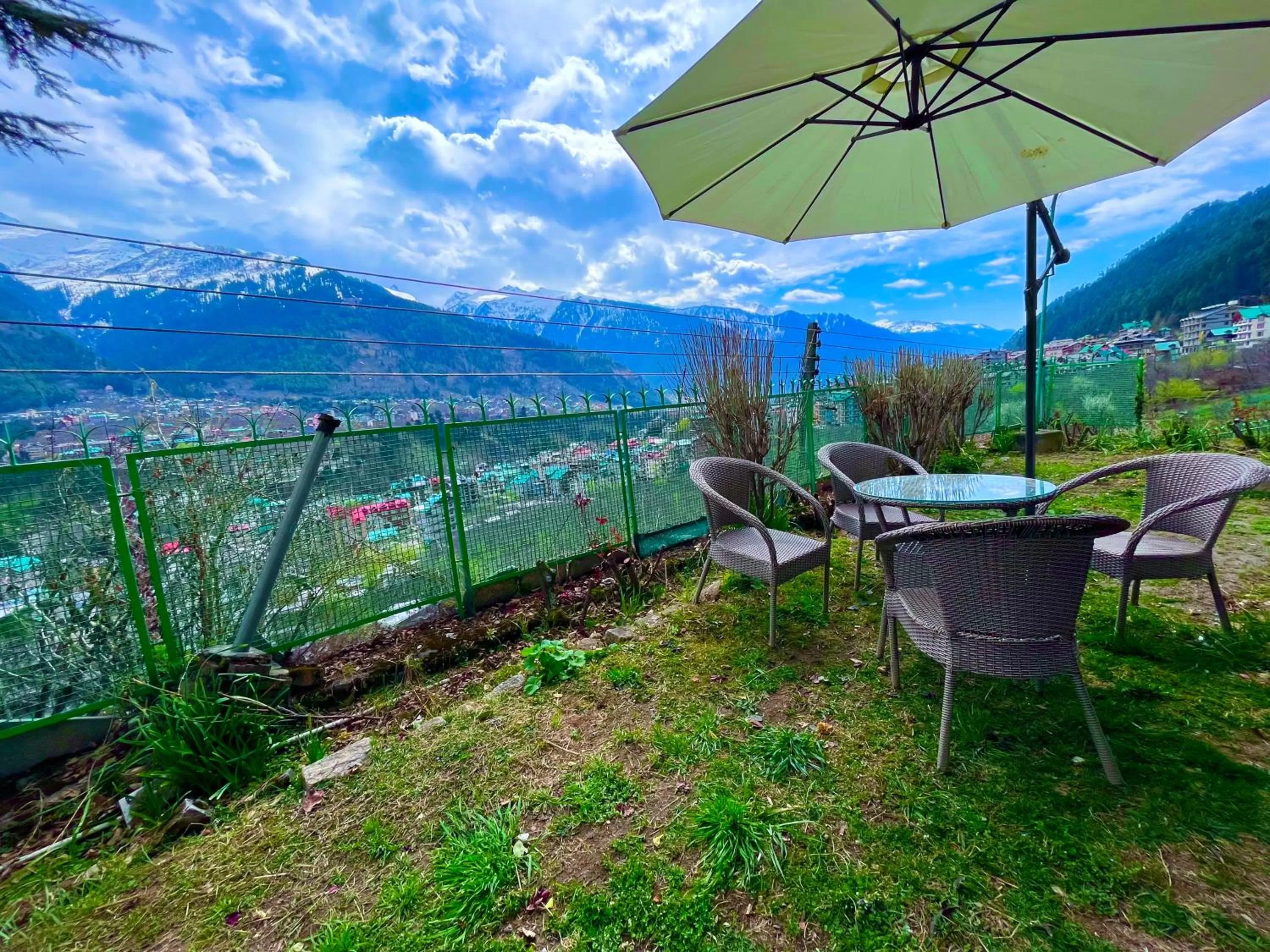 Nomad 2 Bedroom independent Luxury Cottages