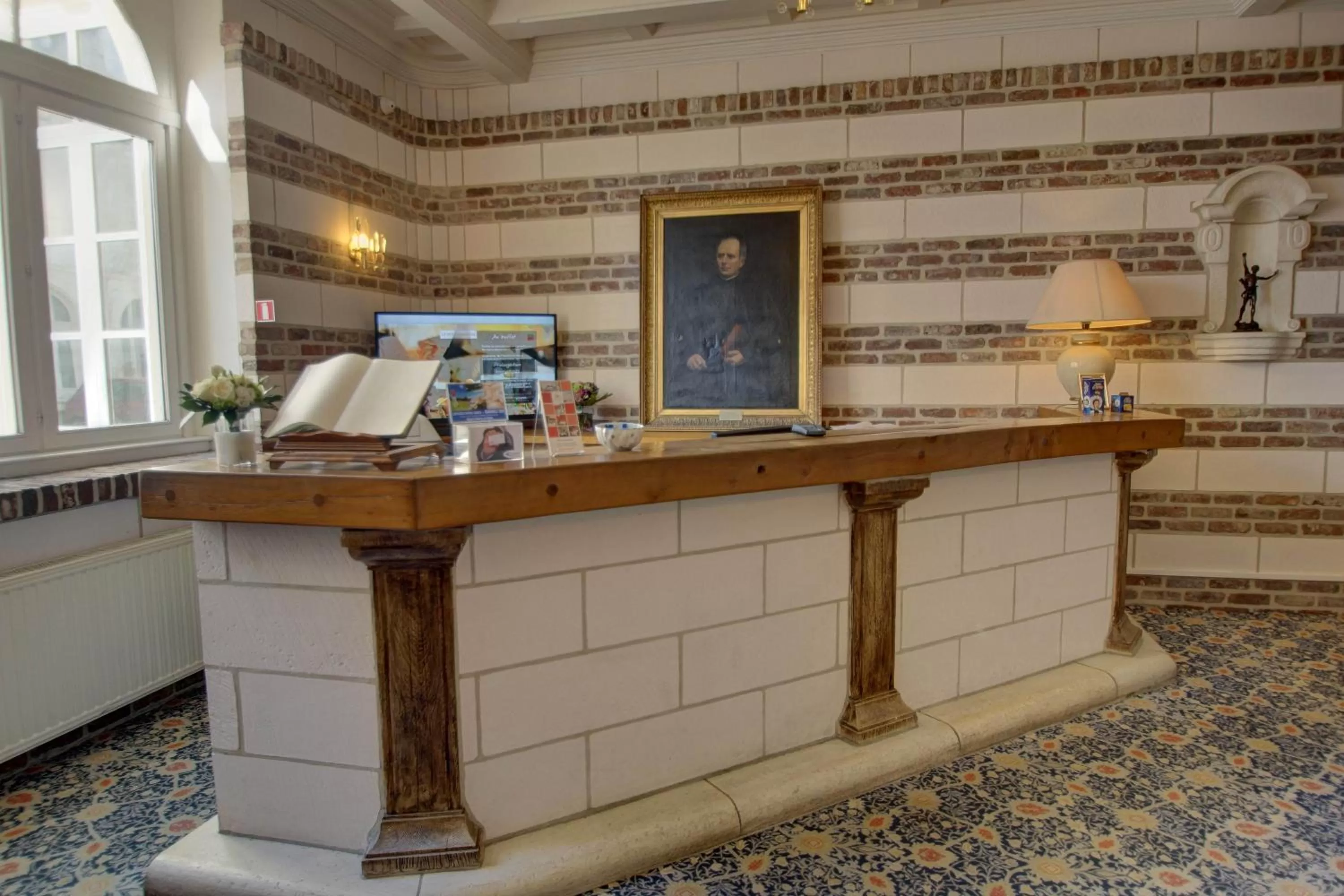 Lobby or reception in Hôtel de L'univers