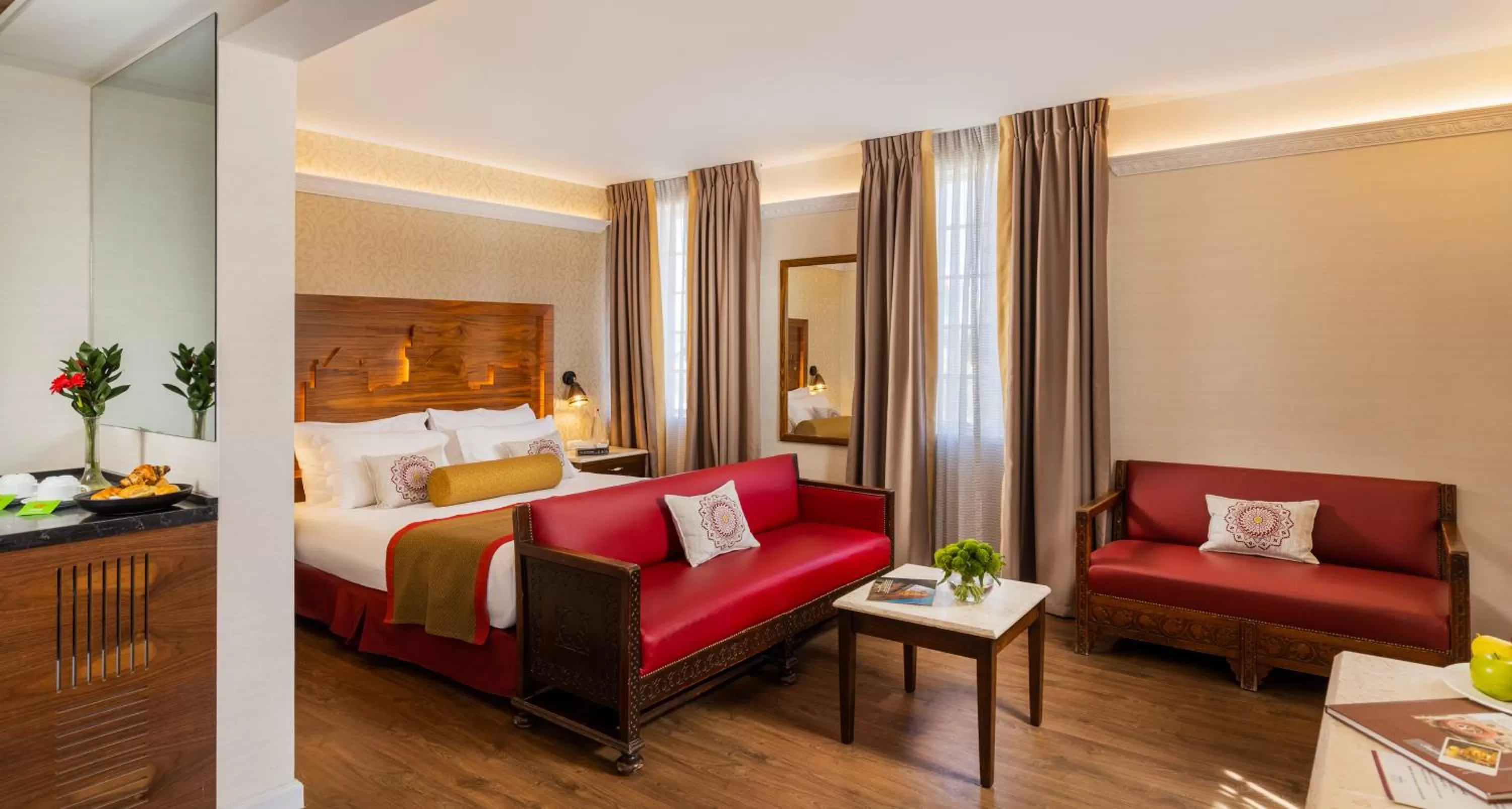 Bed in YMCA Three Arches Hotel