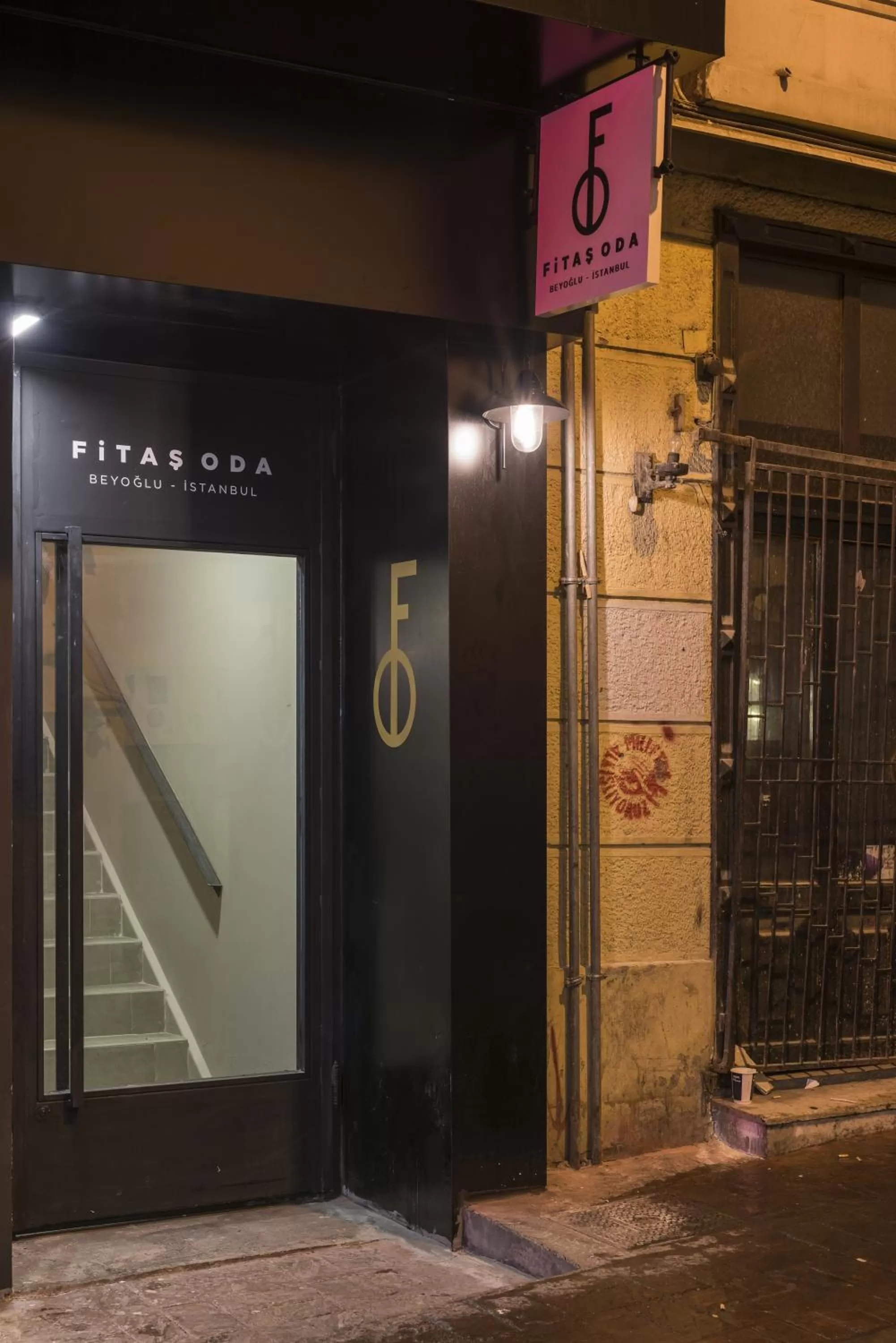 Facade/entrance in Fitas Oda Beyoğlu