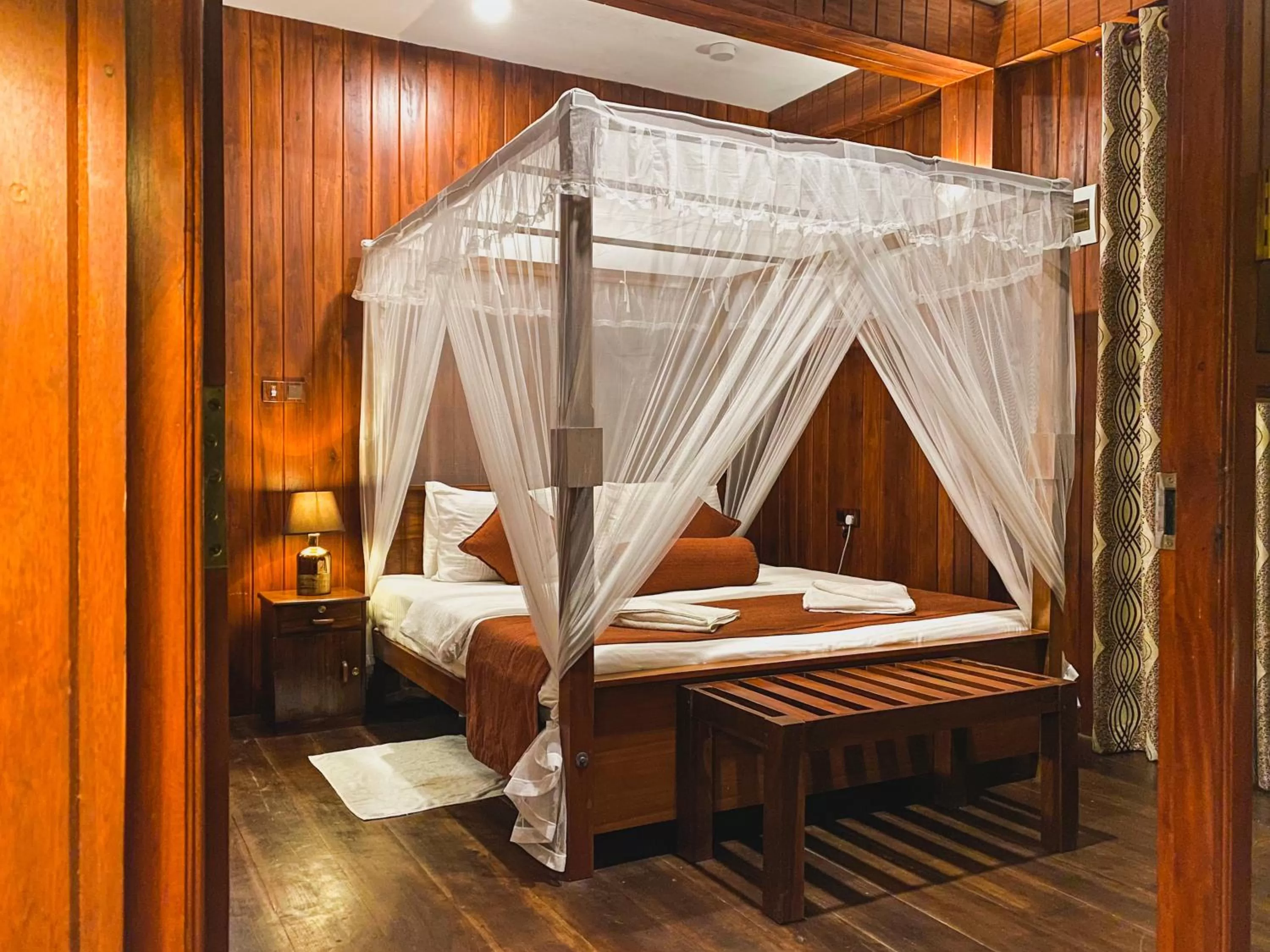 Bed in Hotel Levon Ella