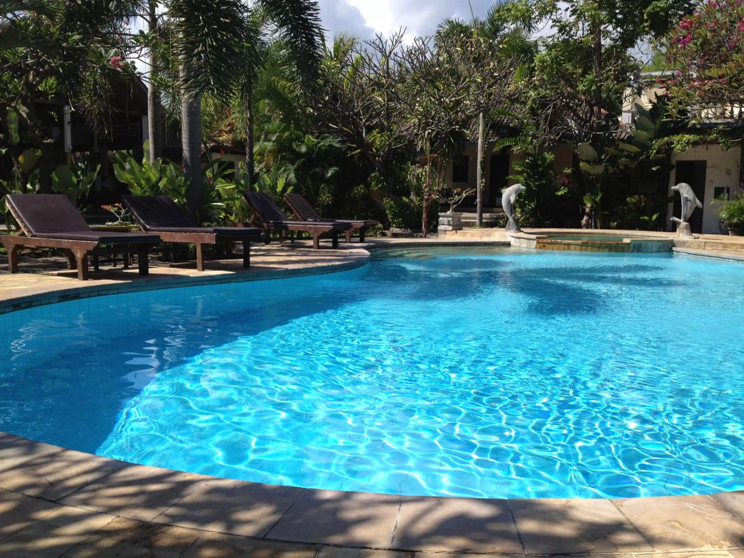 Swimming pool in Astina Hotel