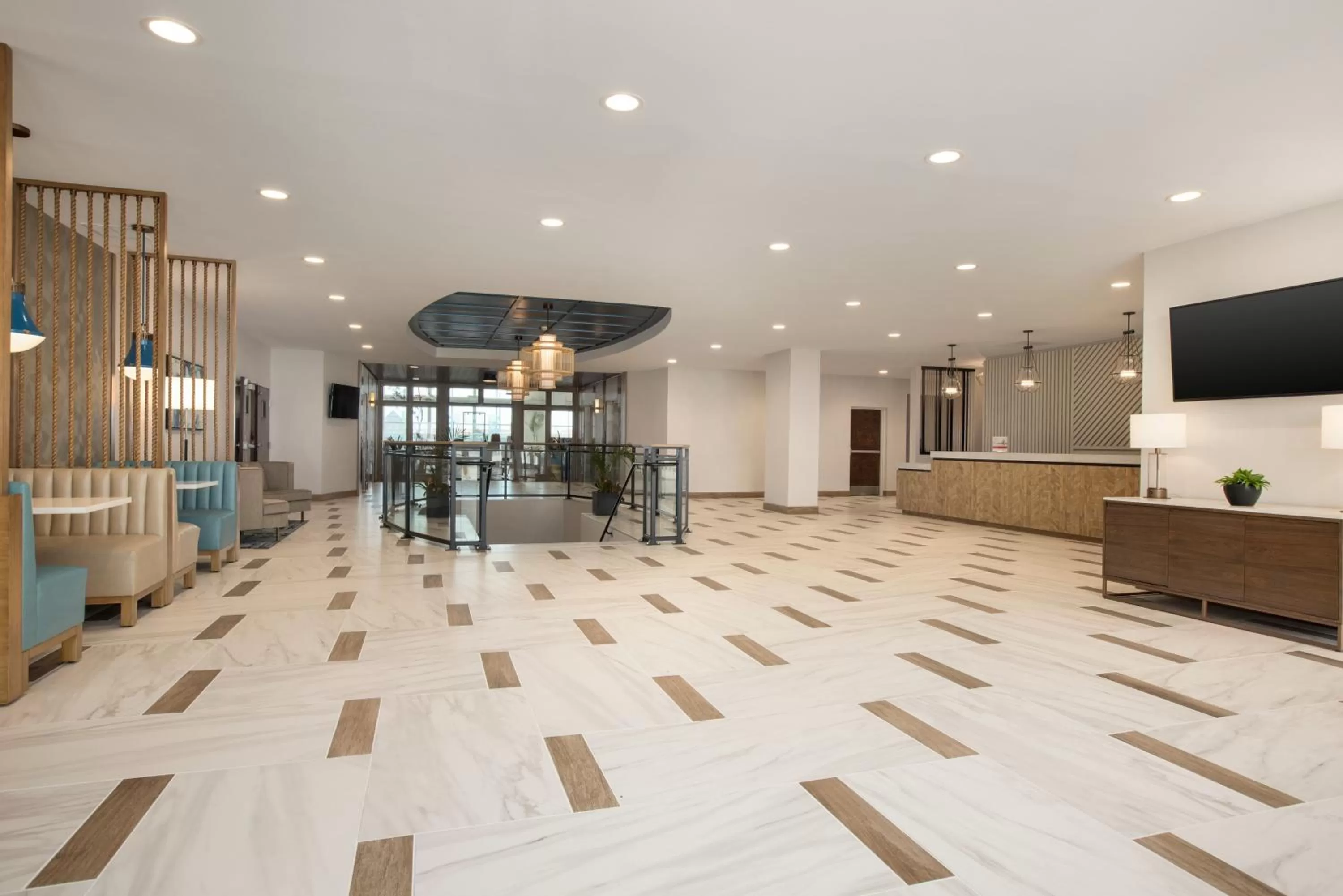 Lobby or reception in Holiday Inn & Suites Ocean City by IHG