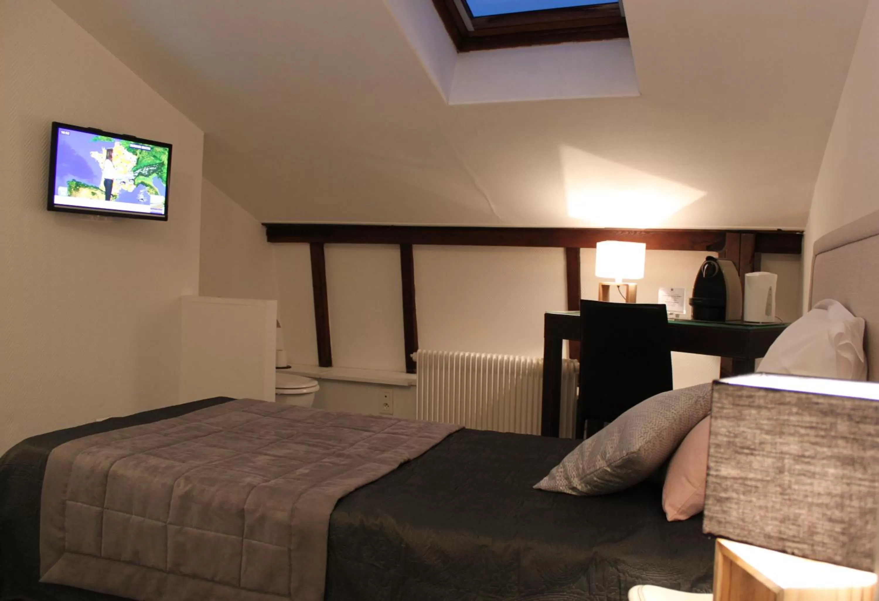 Bed in Résidence et Chambres d'Hôtes de La Porte d'Arras