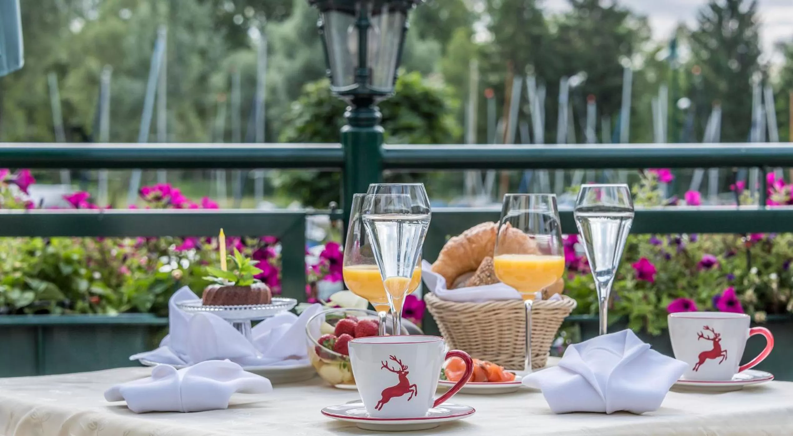 Property building in Hotel Mutz Garni