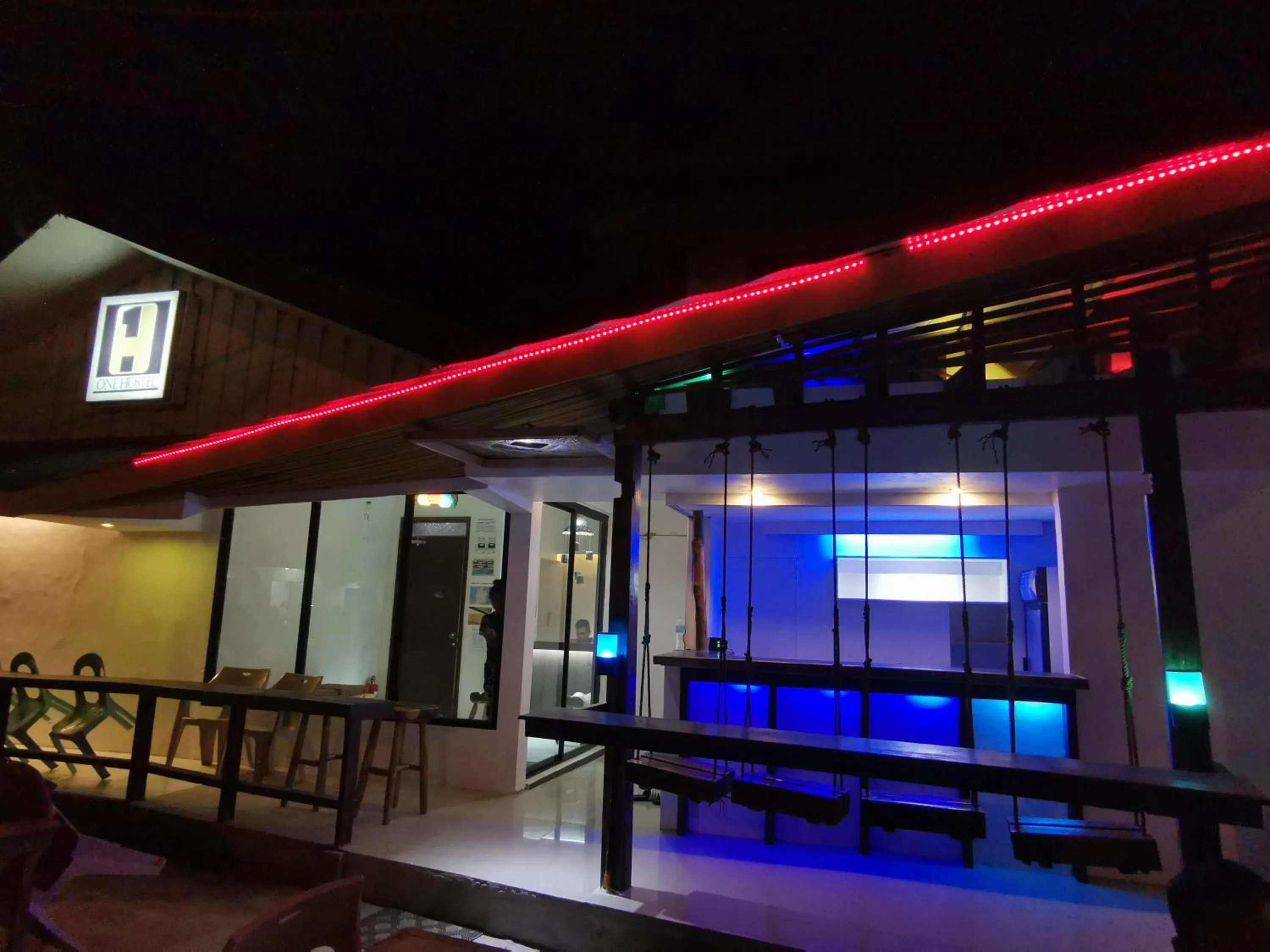 Restaurant/places to eat in One Hostel - El Nido