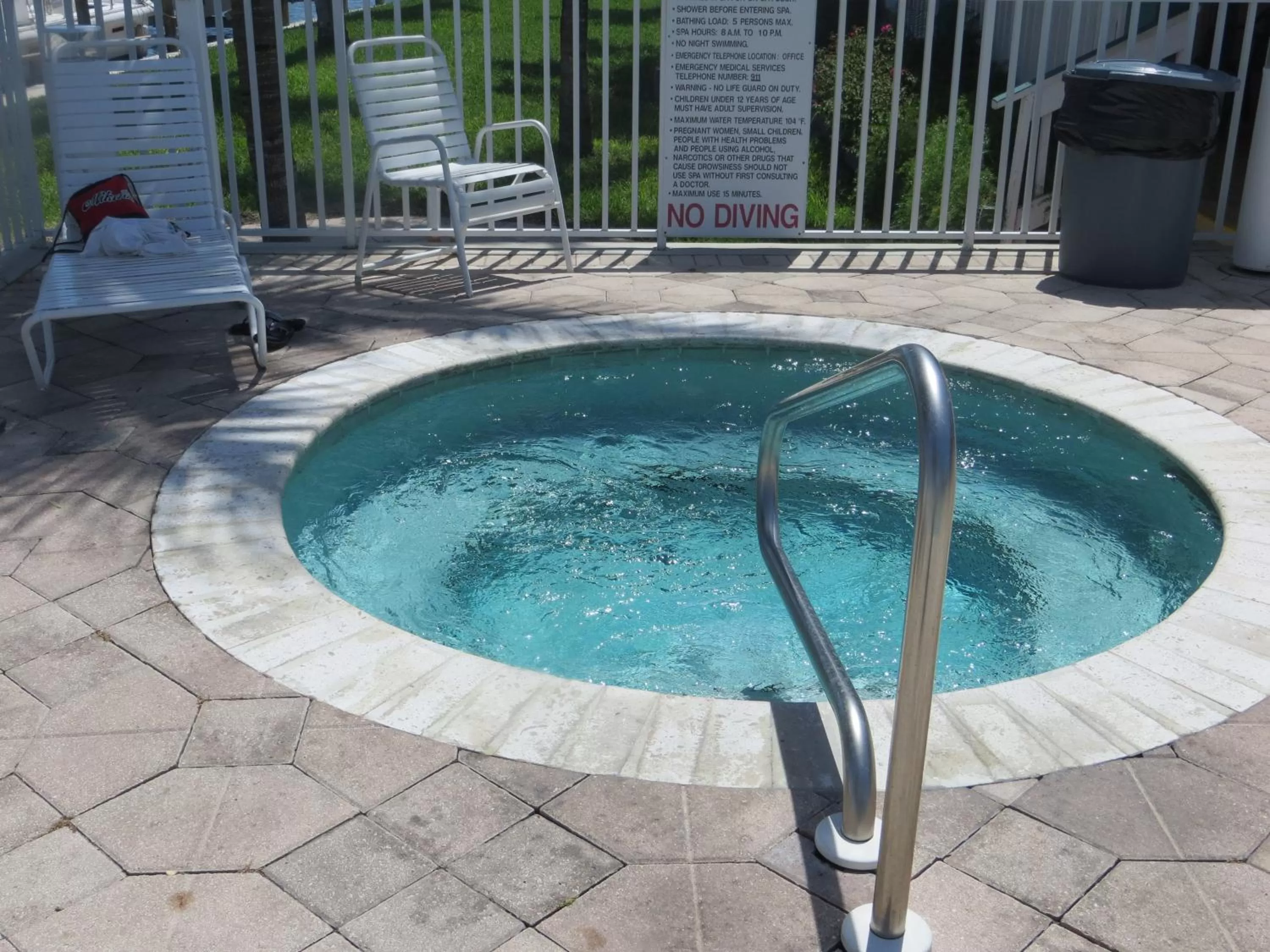 Swimming pool in Matanzas Inn