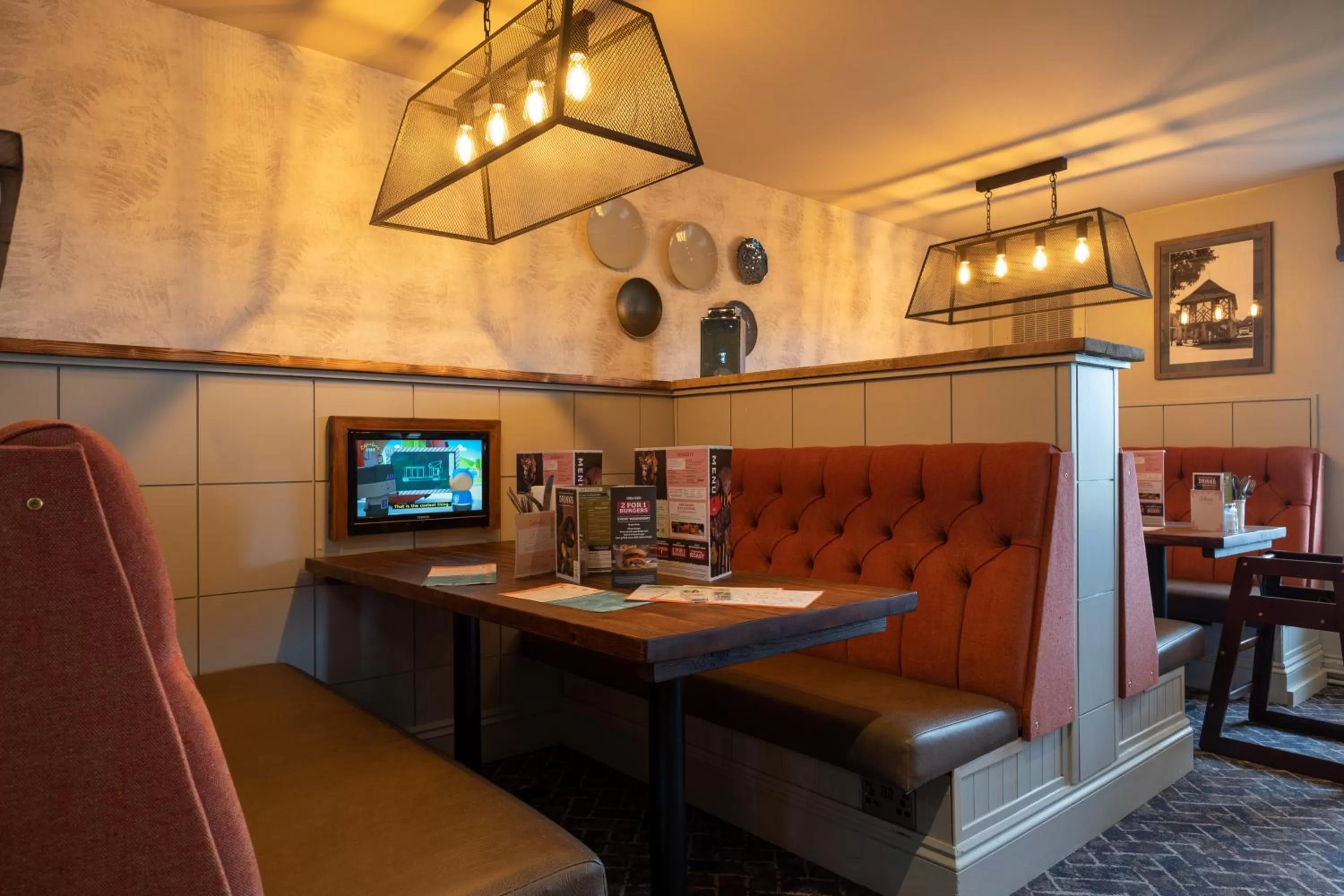 Restaurant/places to eat in The Churchill By Greene King Inns