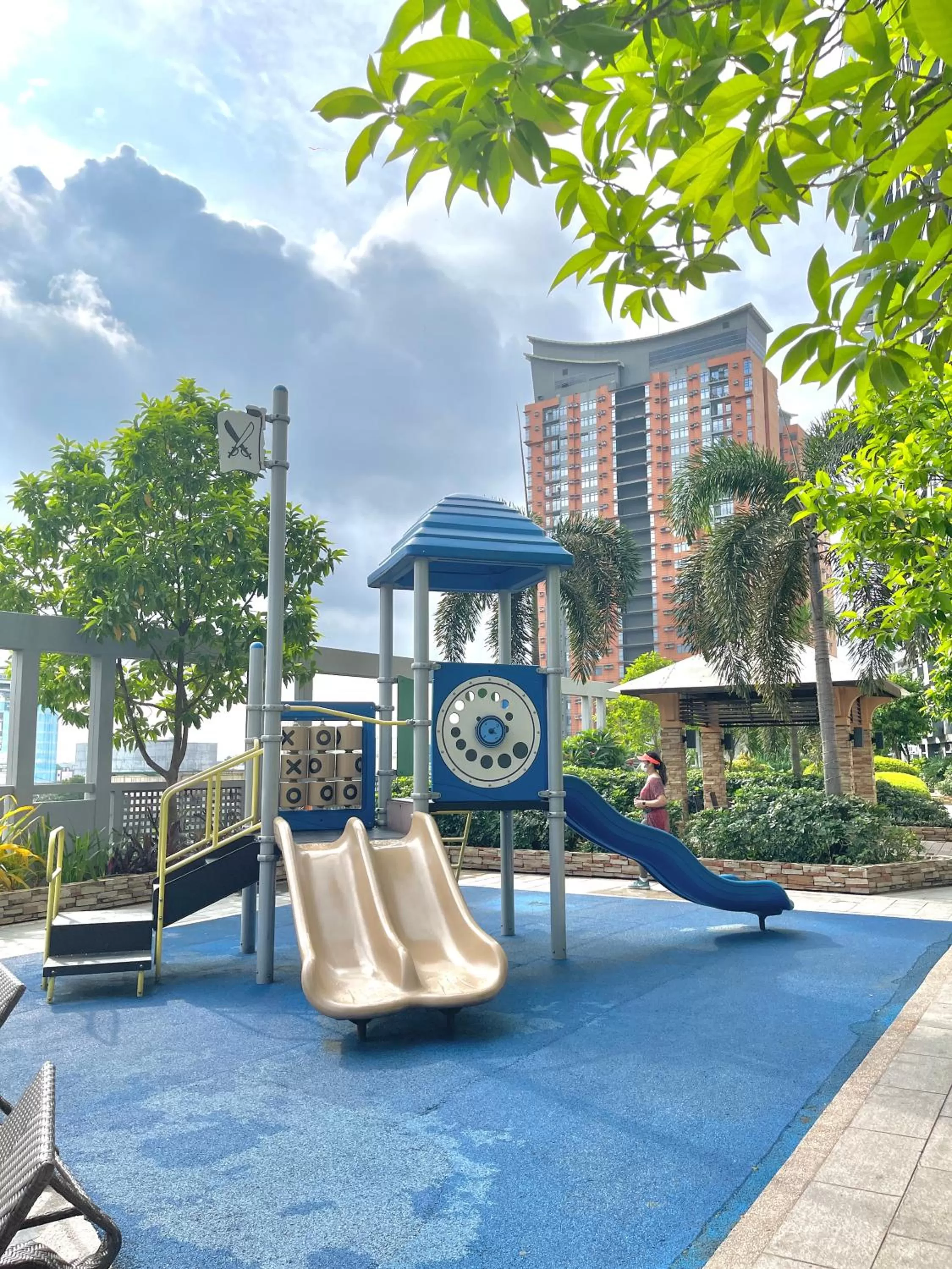 Day, Children's Play Area in Cubao, Quezon City Condo Staycation (wifi and netflix ready)