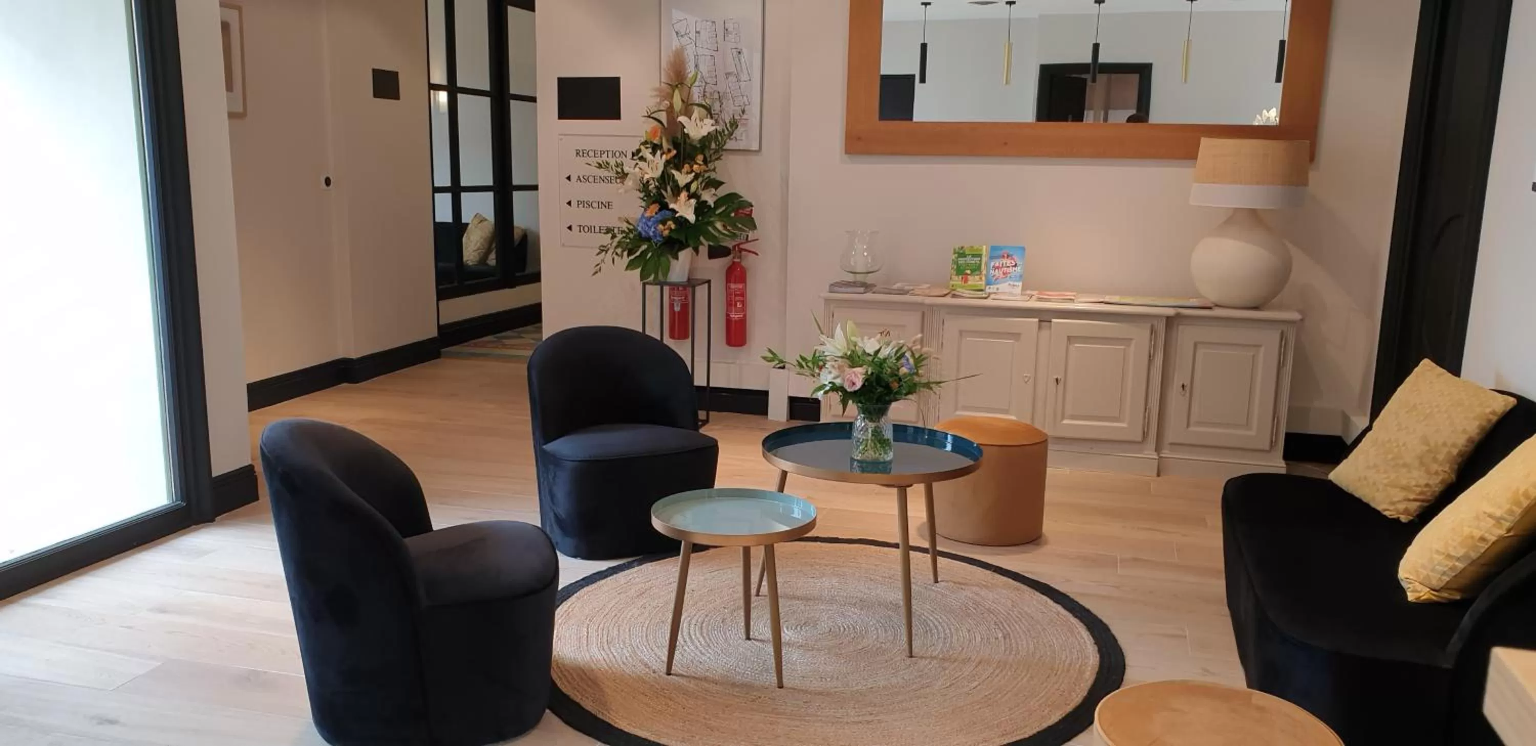 Living room in Hôtel l'Arena