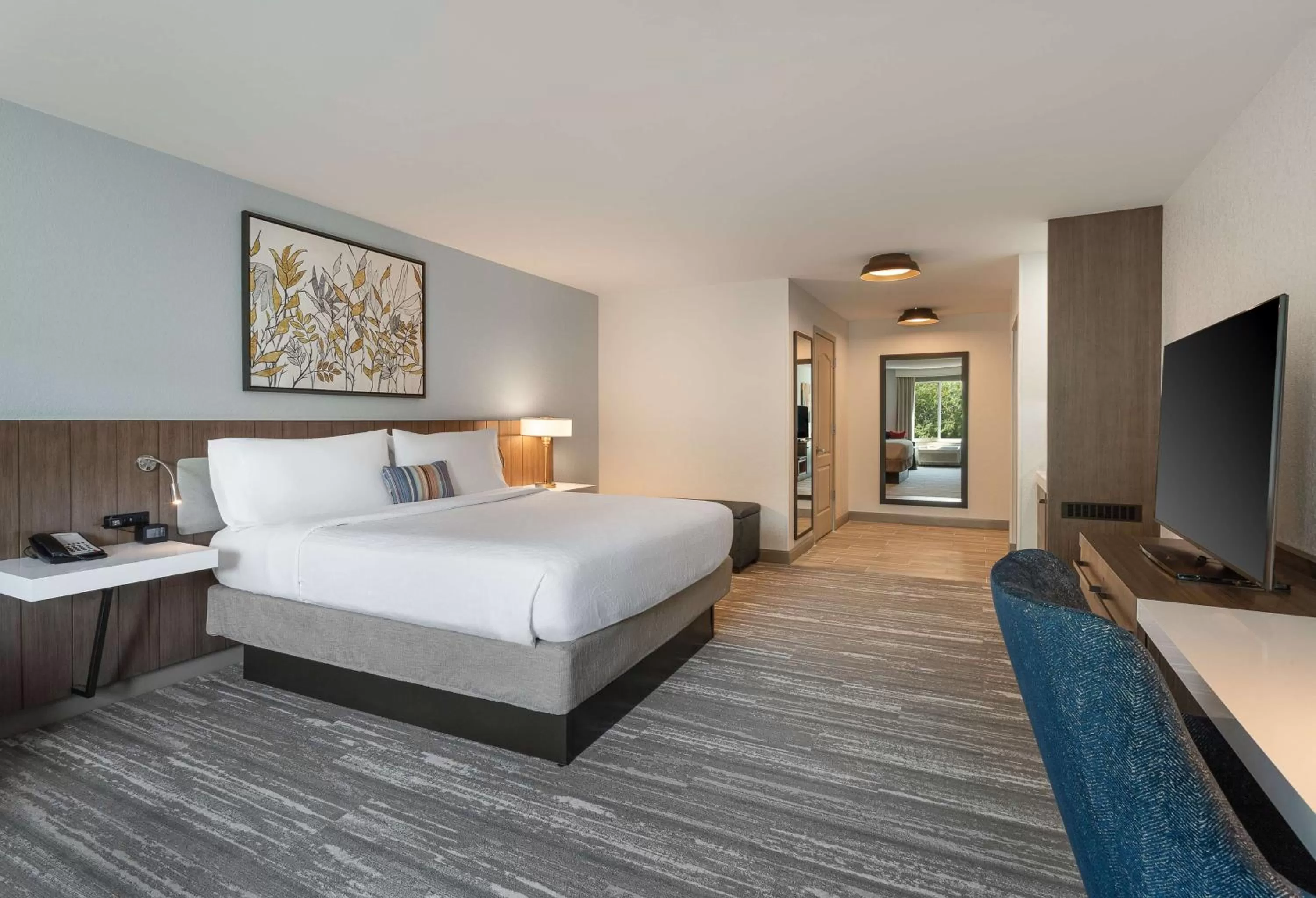 Bed in Hilton Garden Inn Melville