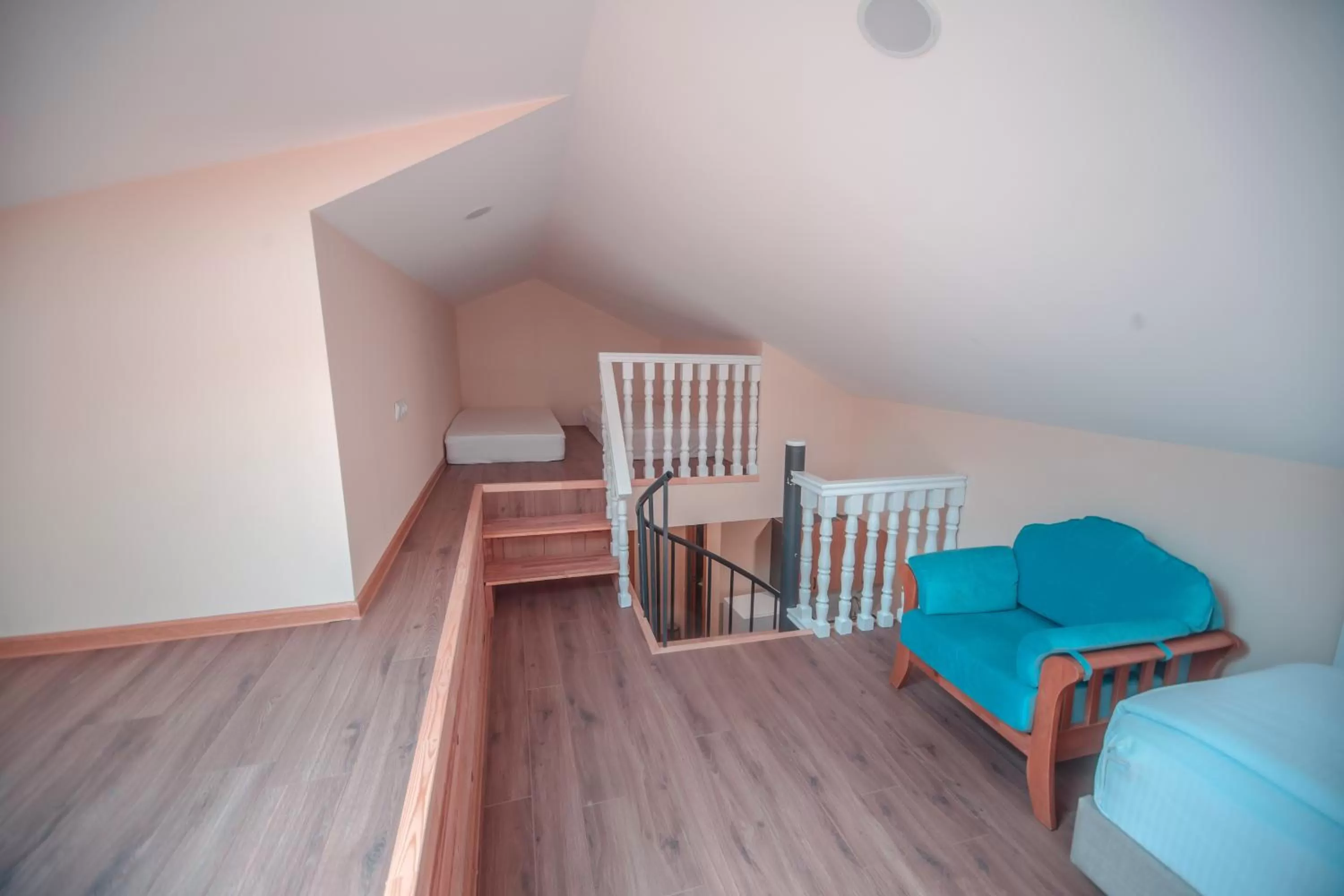 Bed, Seating Area in Hotel Banovani