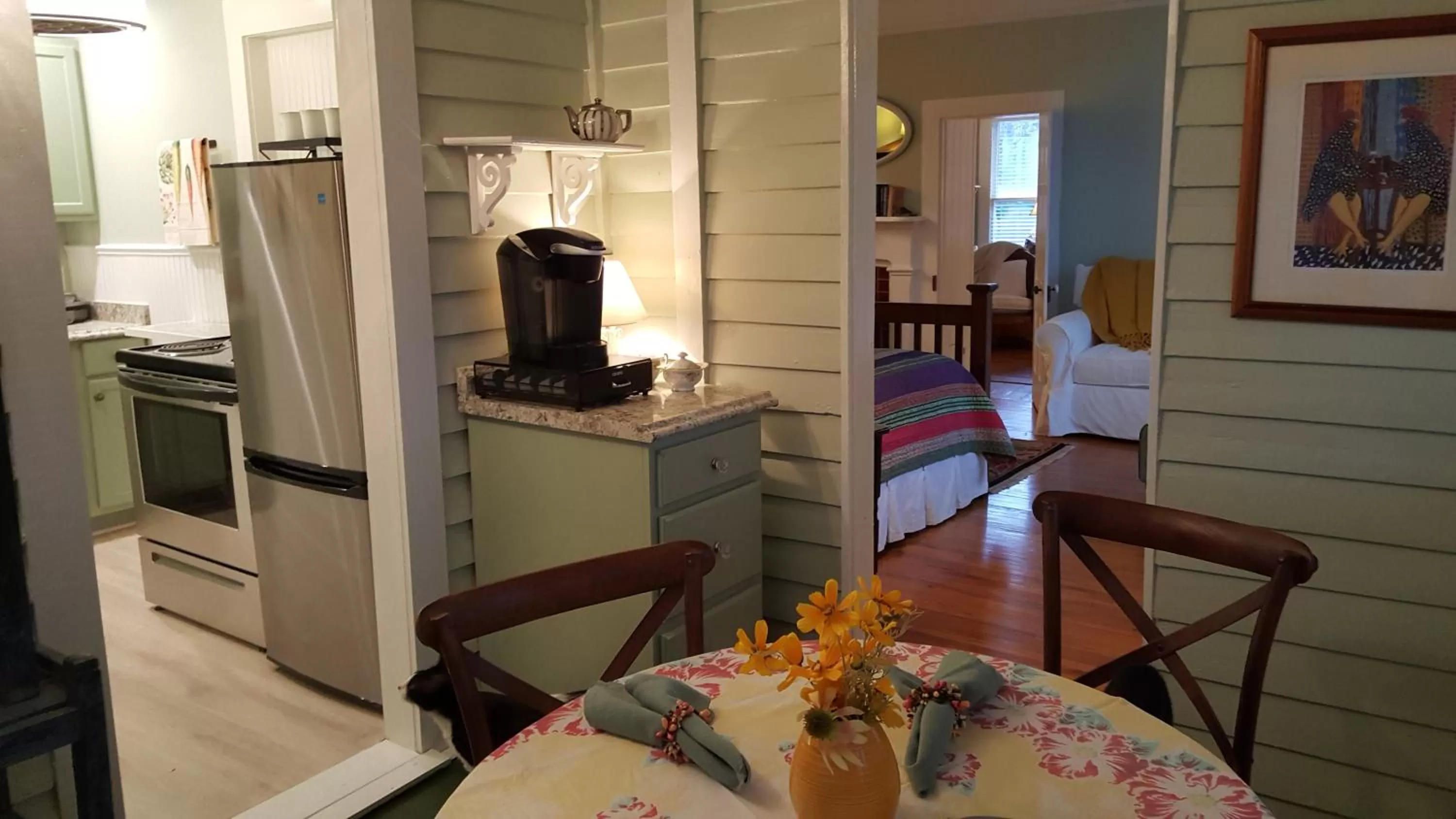 Kitchen or kitchenette in Rosemont B&B Cottages