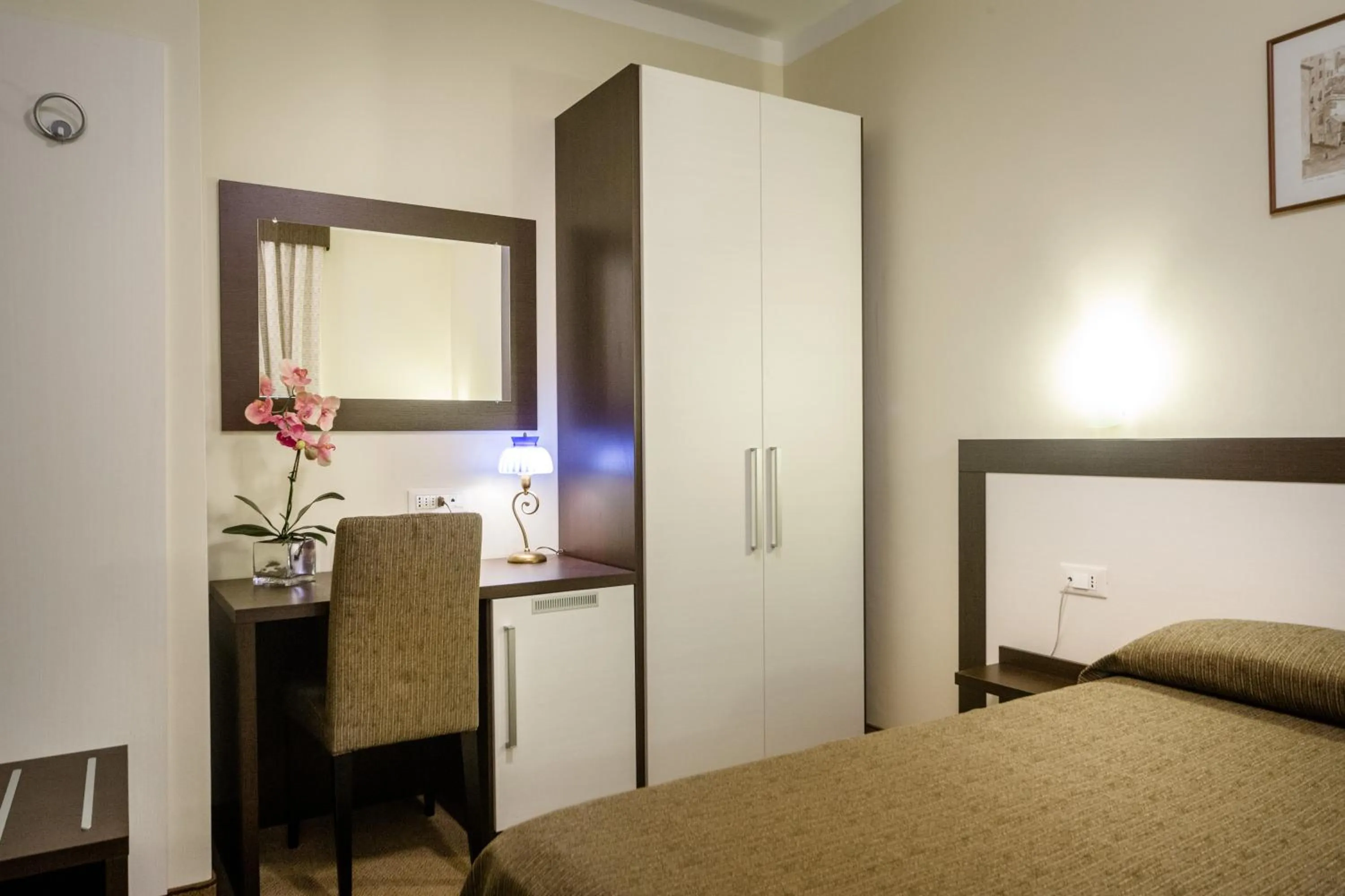 Photo of the whole room, Bed in Hotel Boccascena