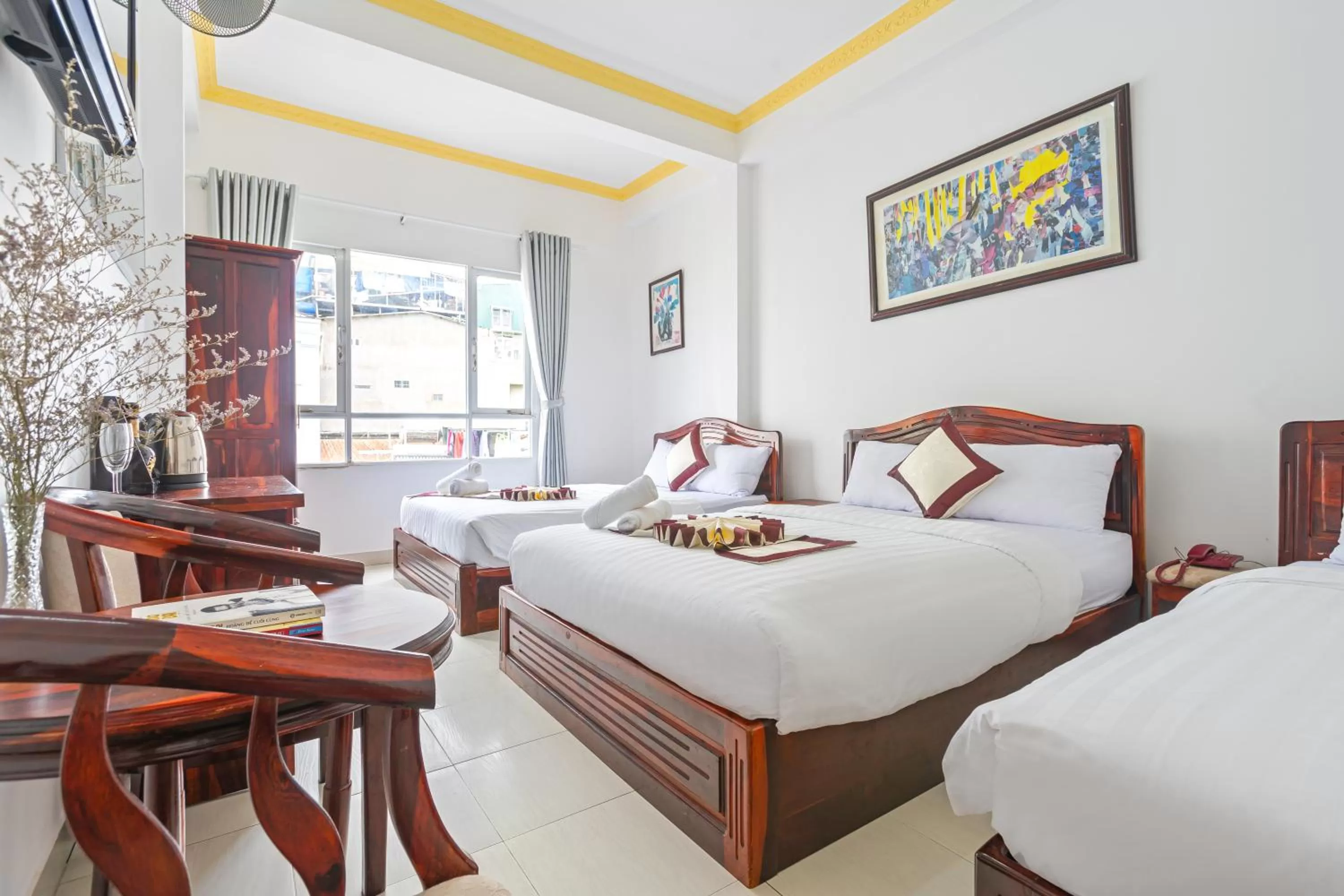 Photo of the whole room in Miền Nhiệt Đới 2 Hotel