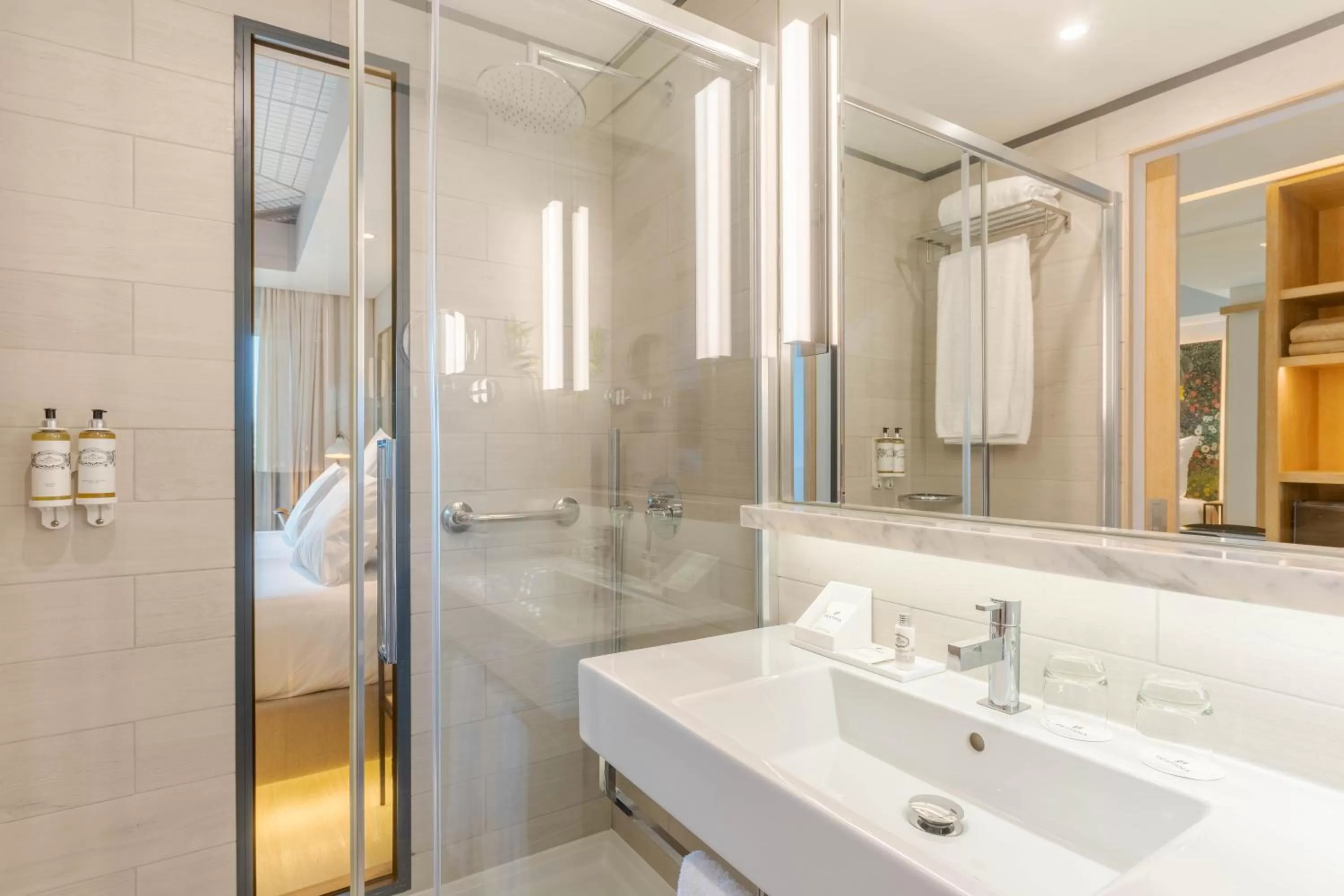 Bathroom in Pestana Douro Riverside - Preferred Hotels & Resorts, Lifestyle